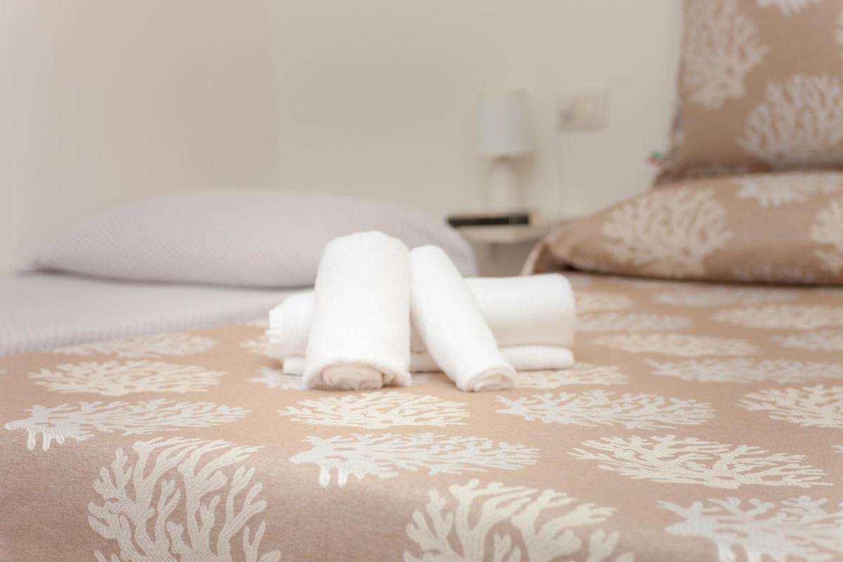 Deluxe Double Room with Extra Bed photo 1