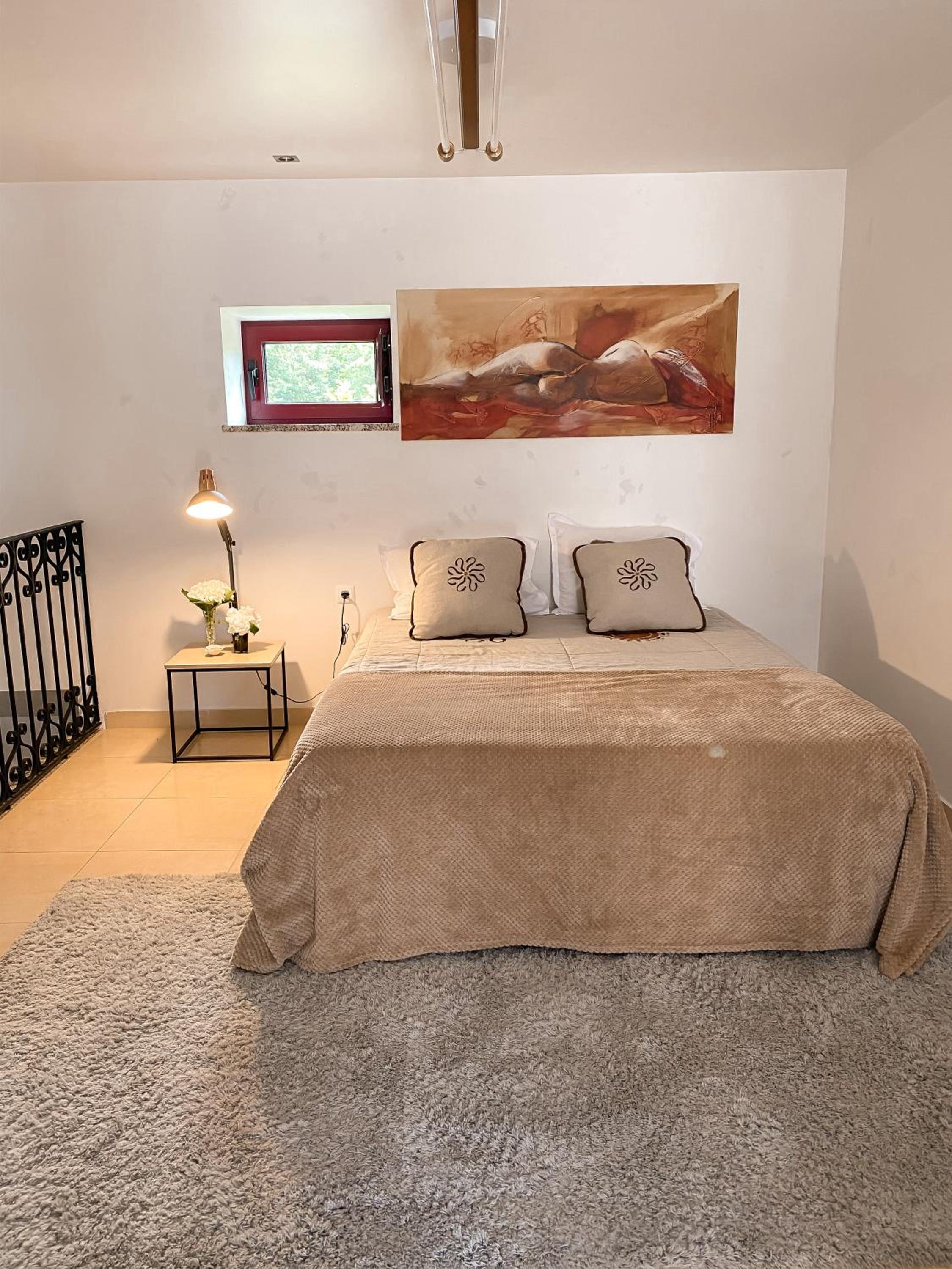 Family Room With Private Bathroom photo 1