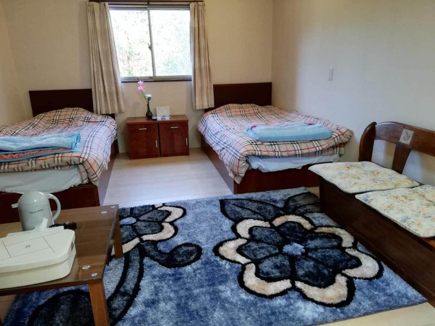 Standard Twin Room - Photo 2