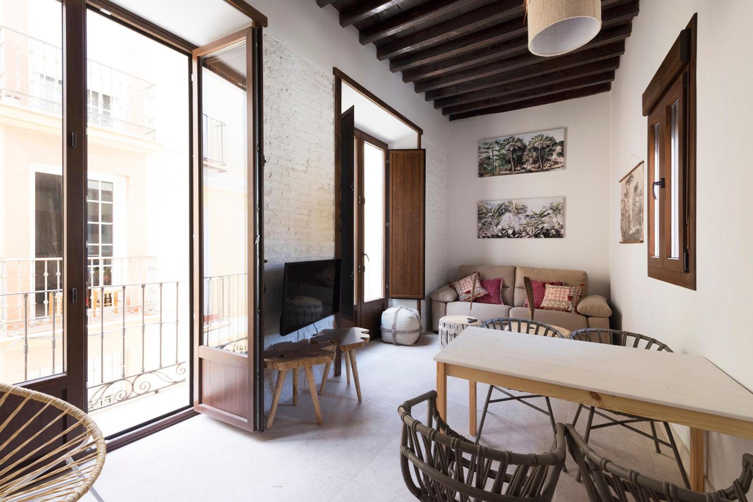 Apartamento con balcones 1C sin terraza y sin jacuzzi.