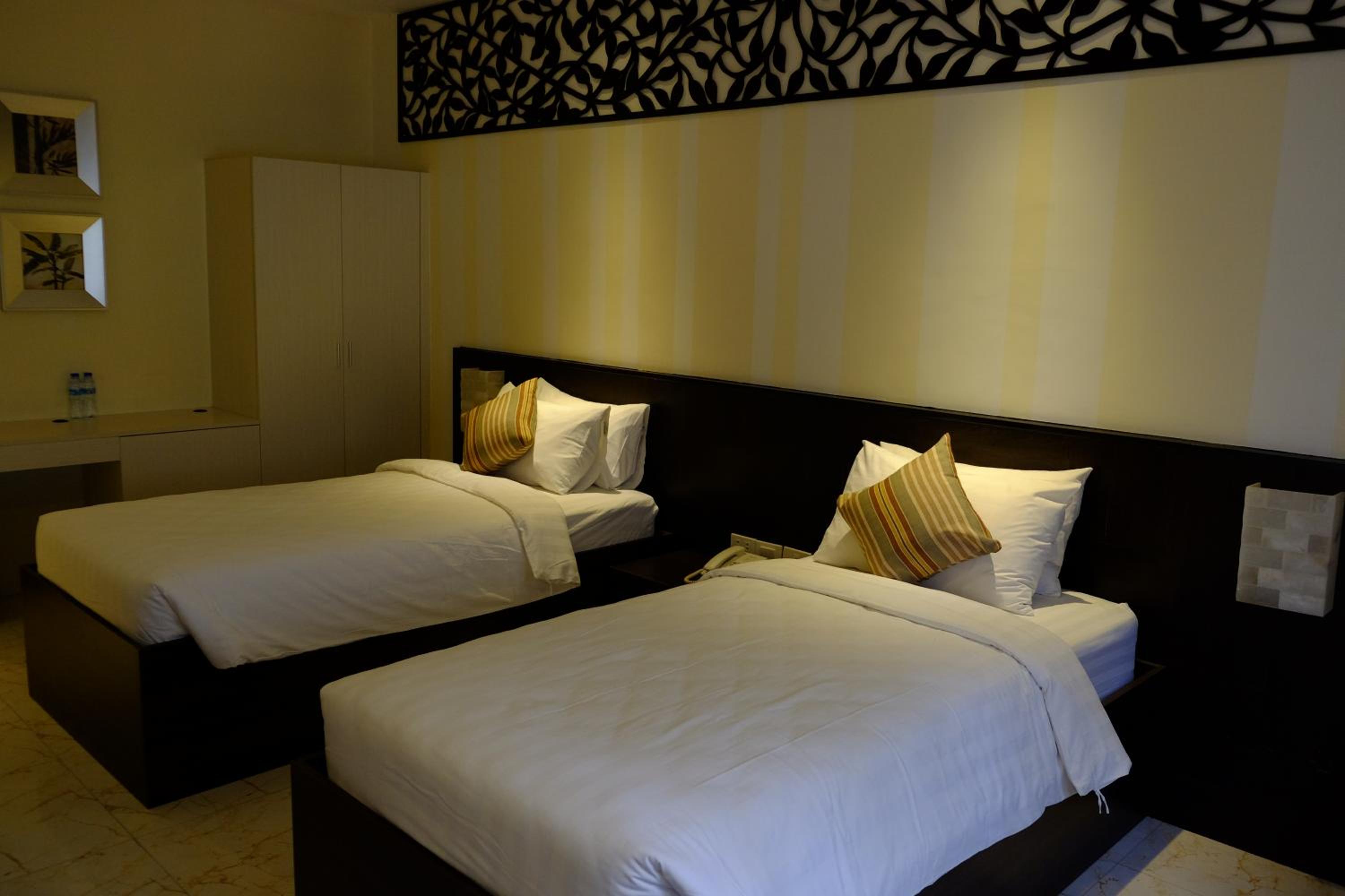 Deluxe Double or Twin Room with Balcony photo 3