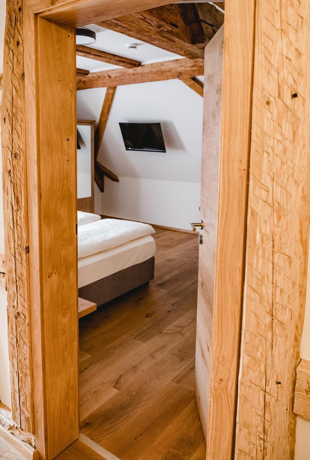 Double Room - Photo 2