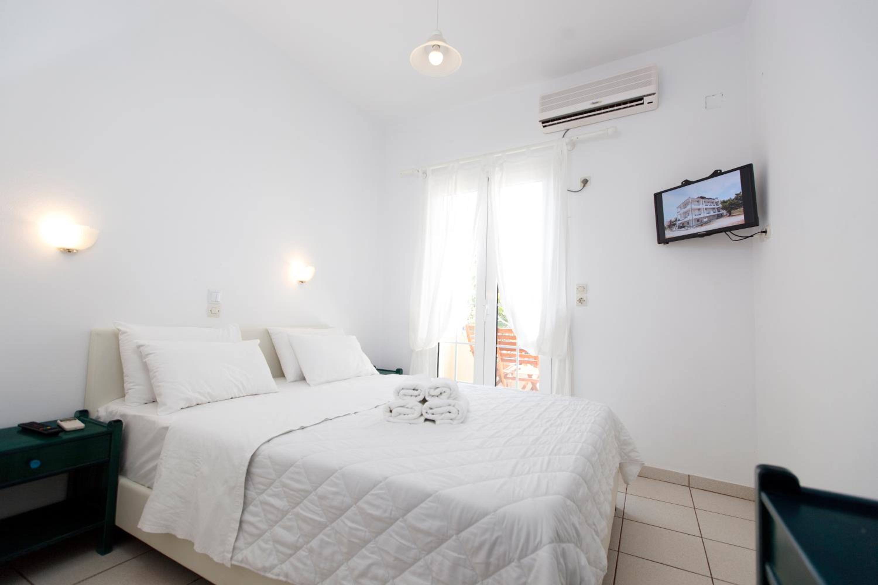 Standard Double Room photo 1