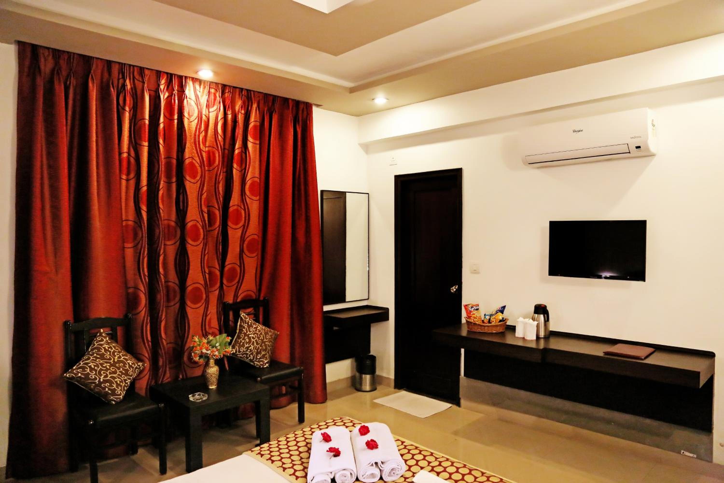 Deluxe Double Room photo 2