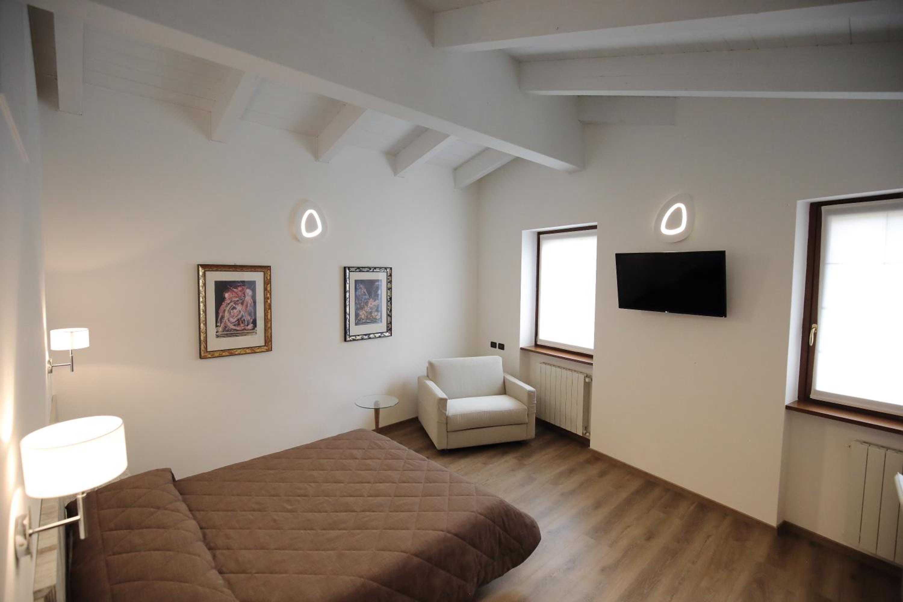Superior Triple Room photo 2