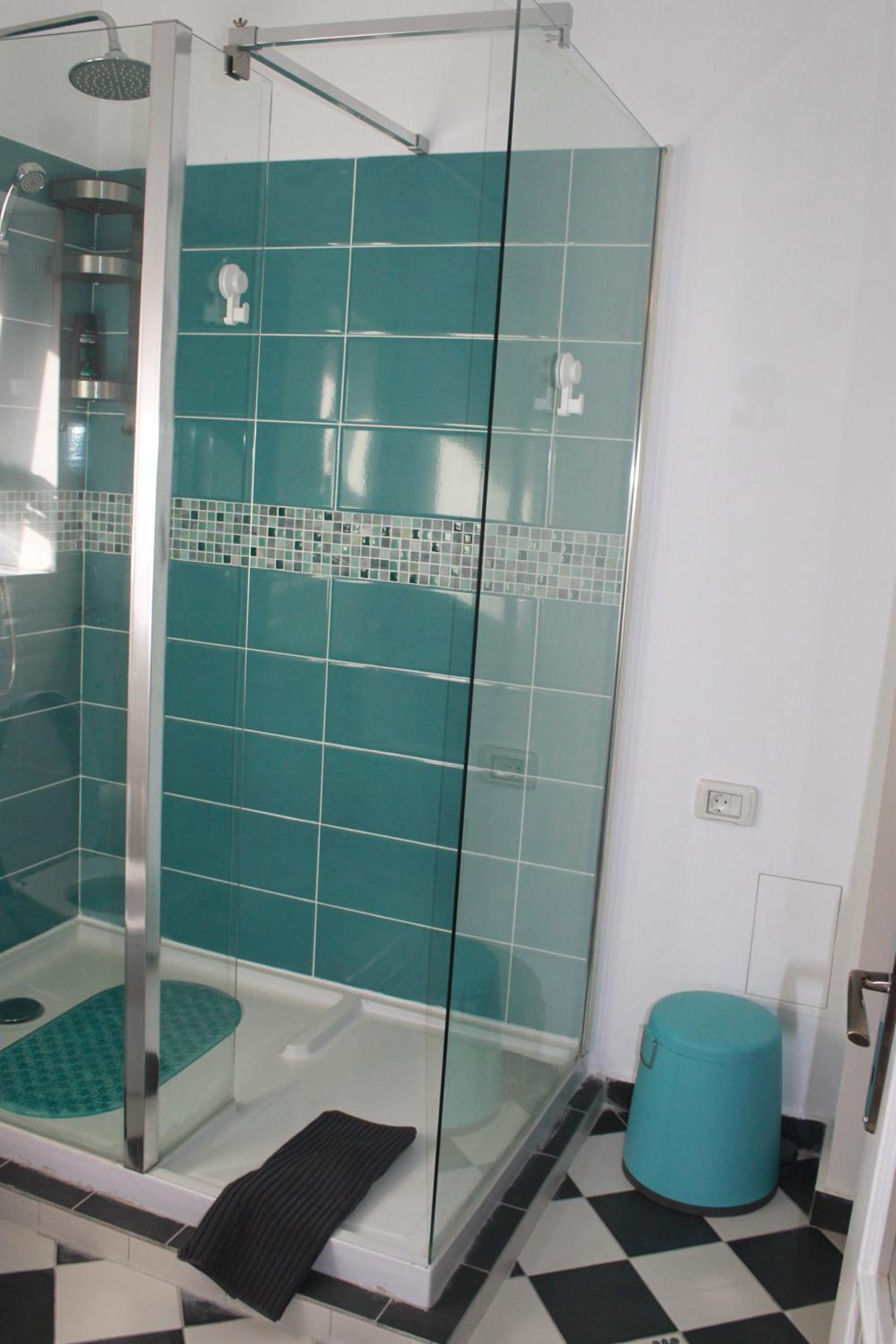 One-Bedroom Apartment - Photo 8