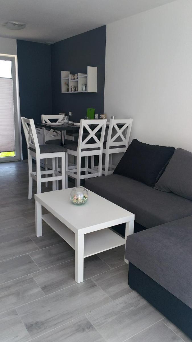 Apartment - Split Level photo 2