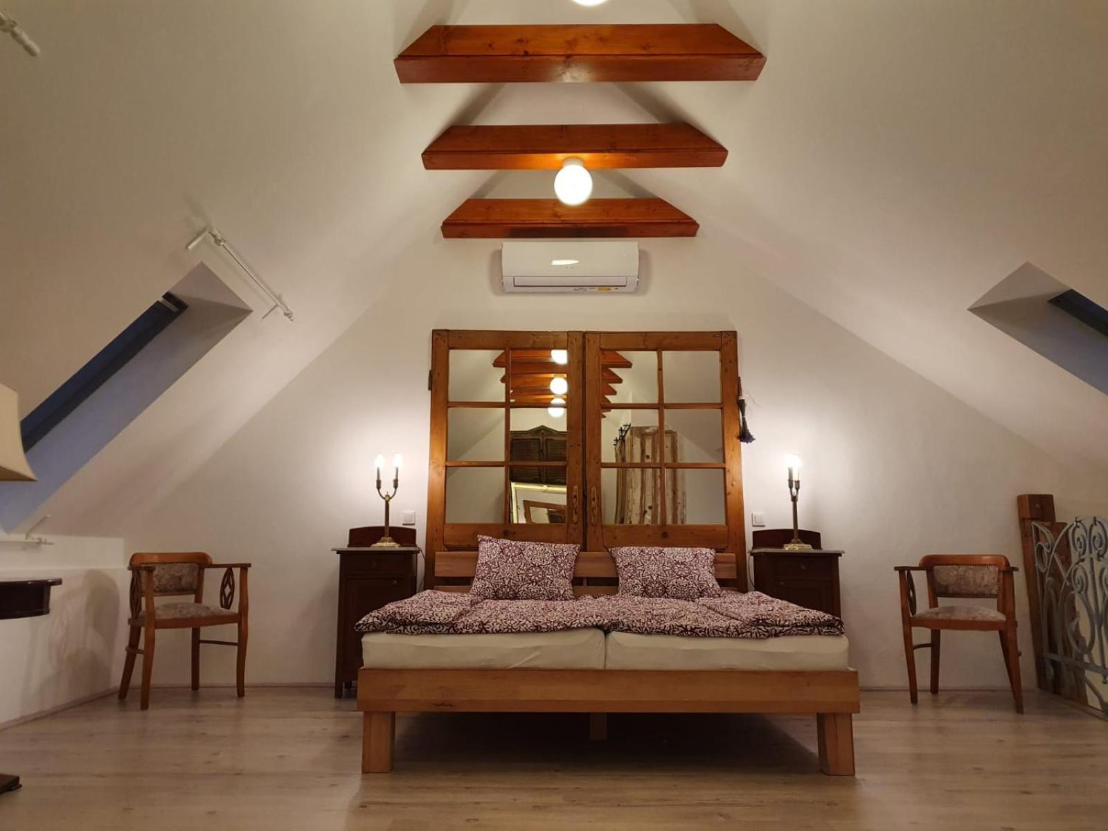 One-Bedroom Apartment - Photo 15