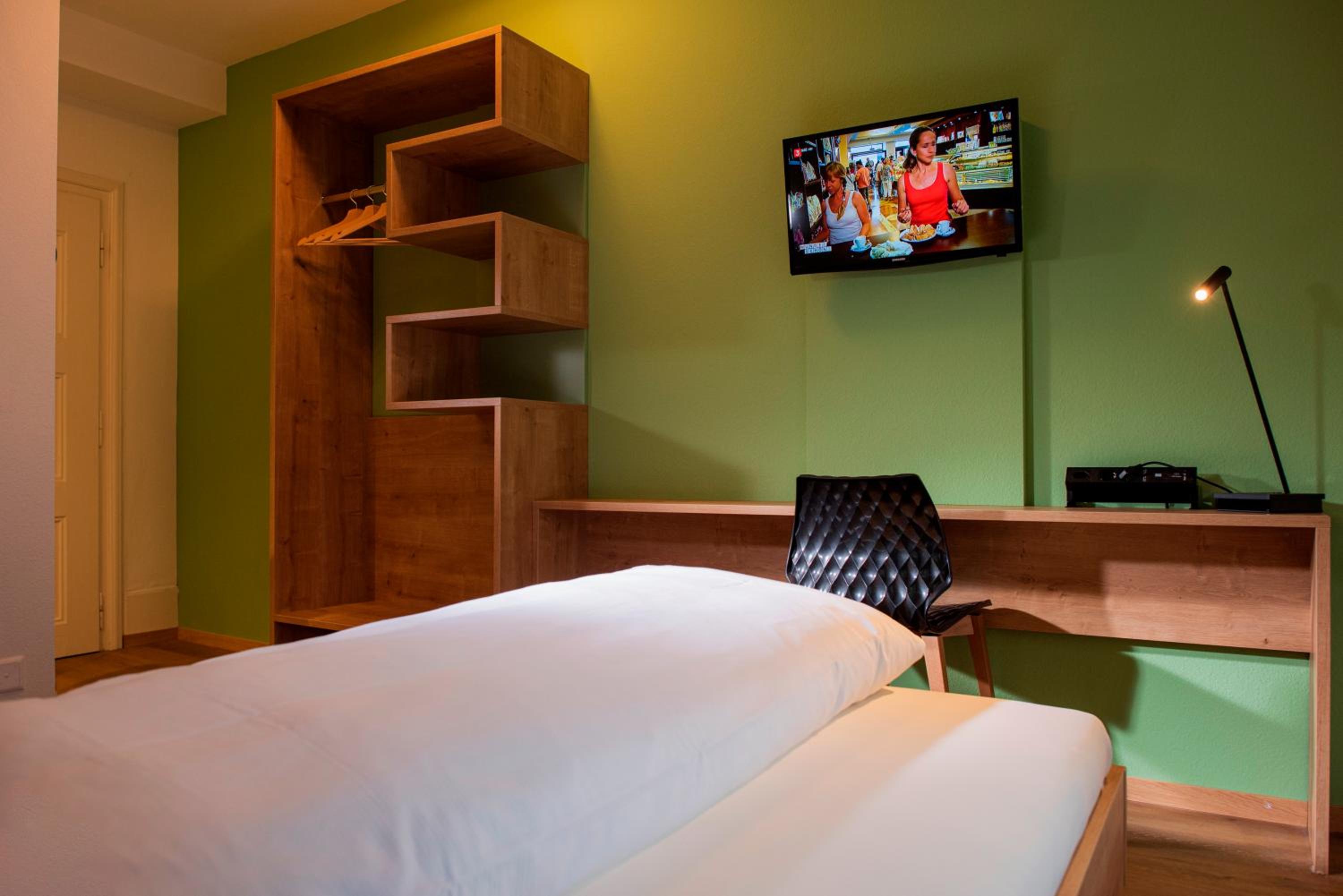 Standard Single Room