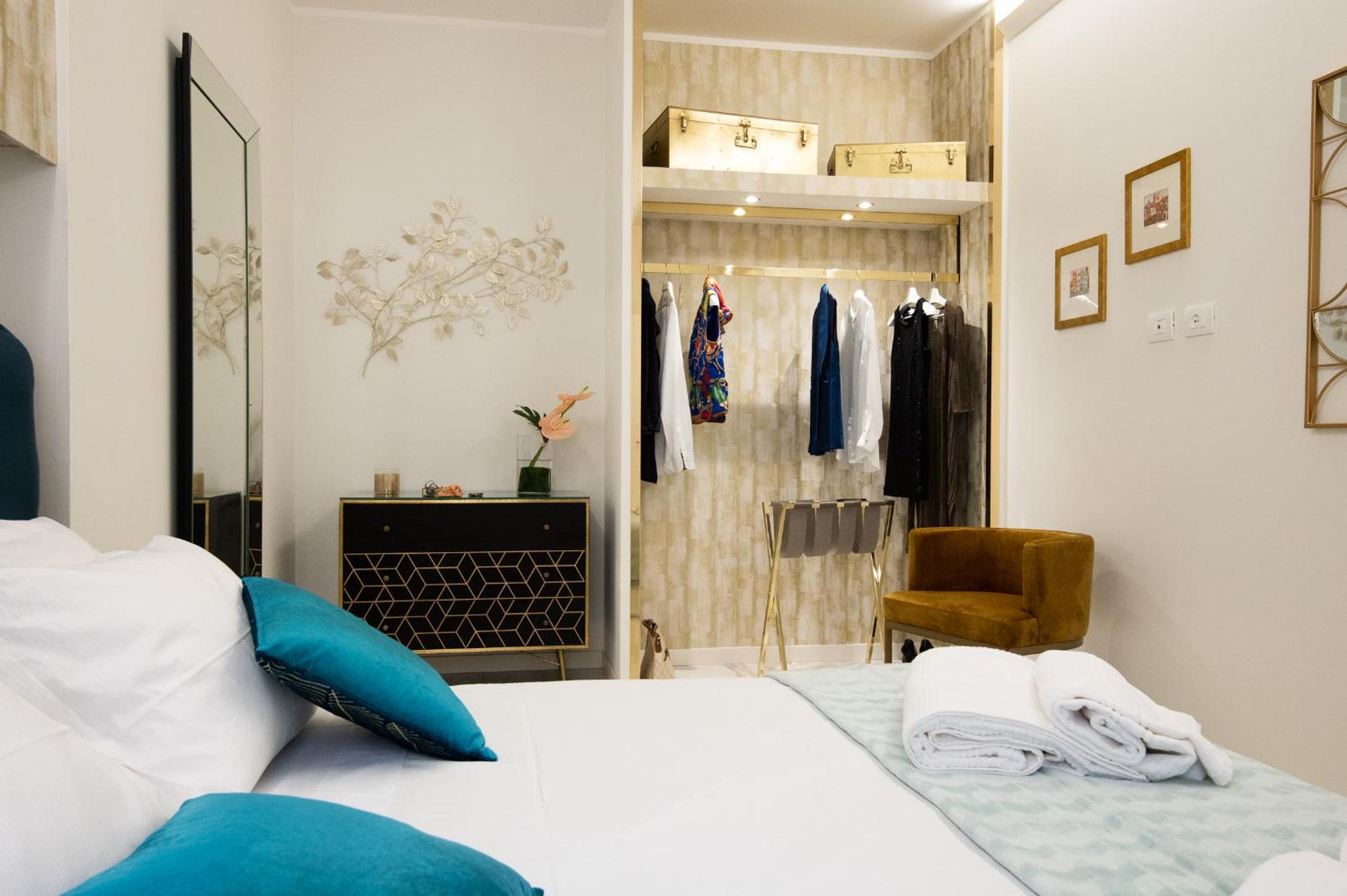 One-Bedroom Apartment - Photo 27