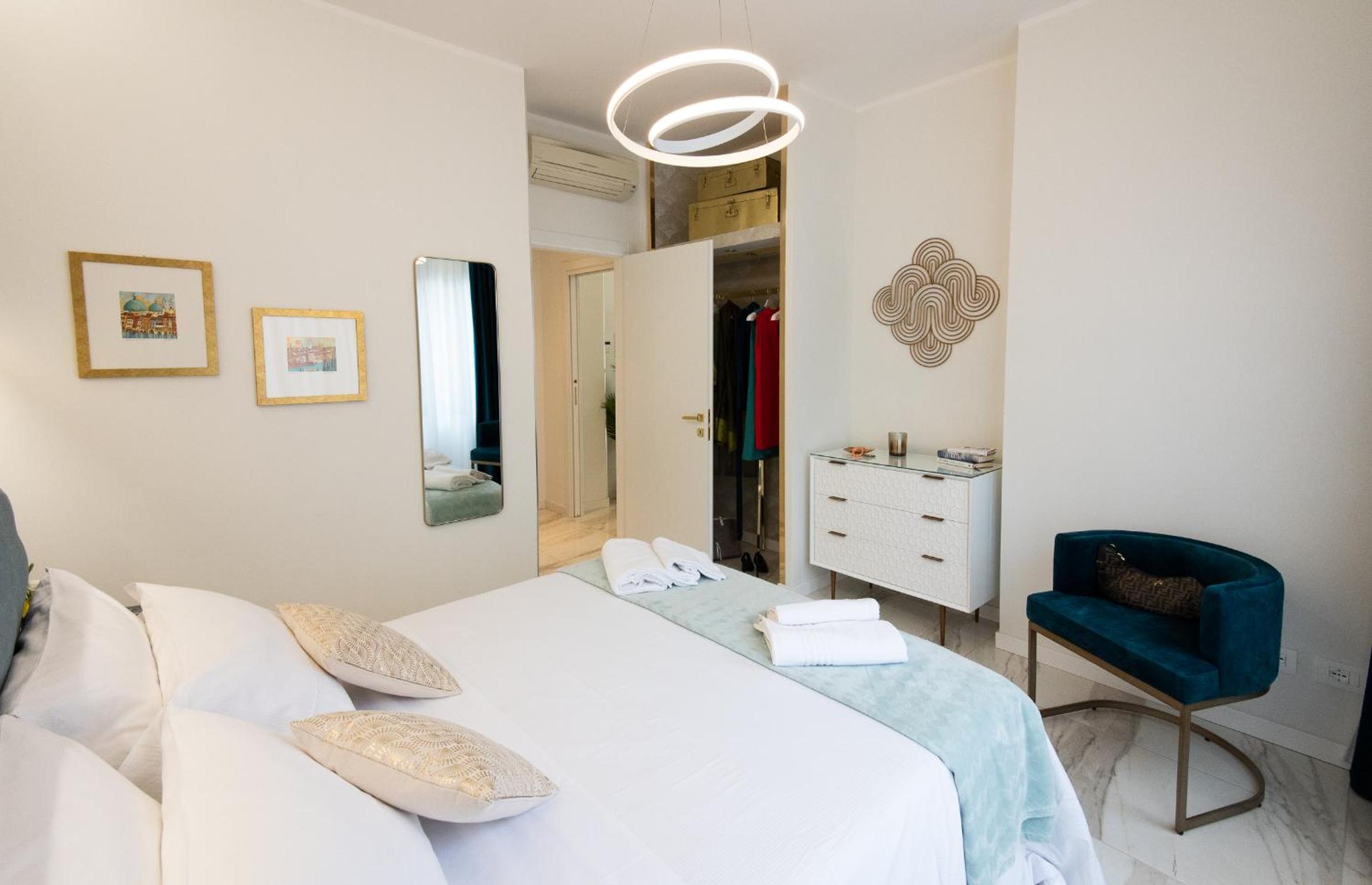 One-Bedroom Apartment - Photo 19