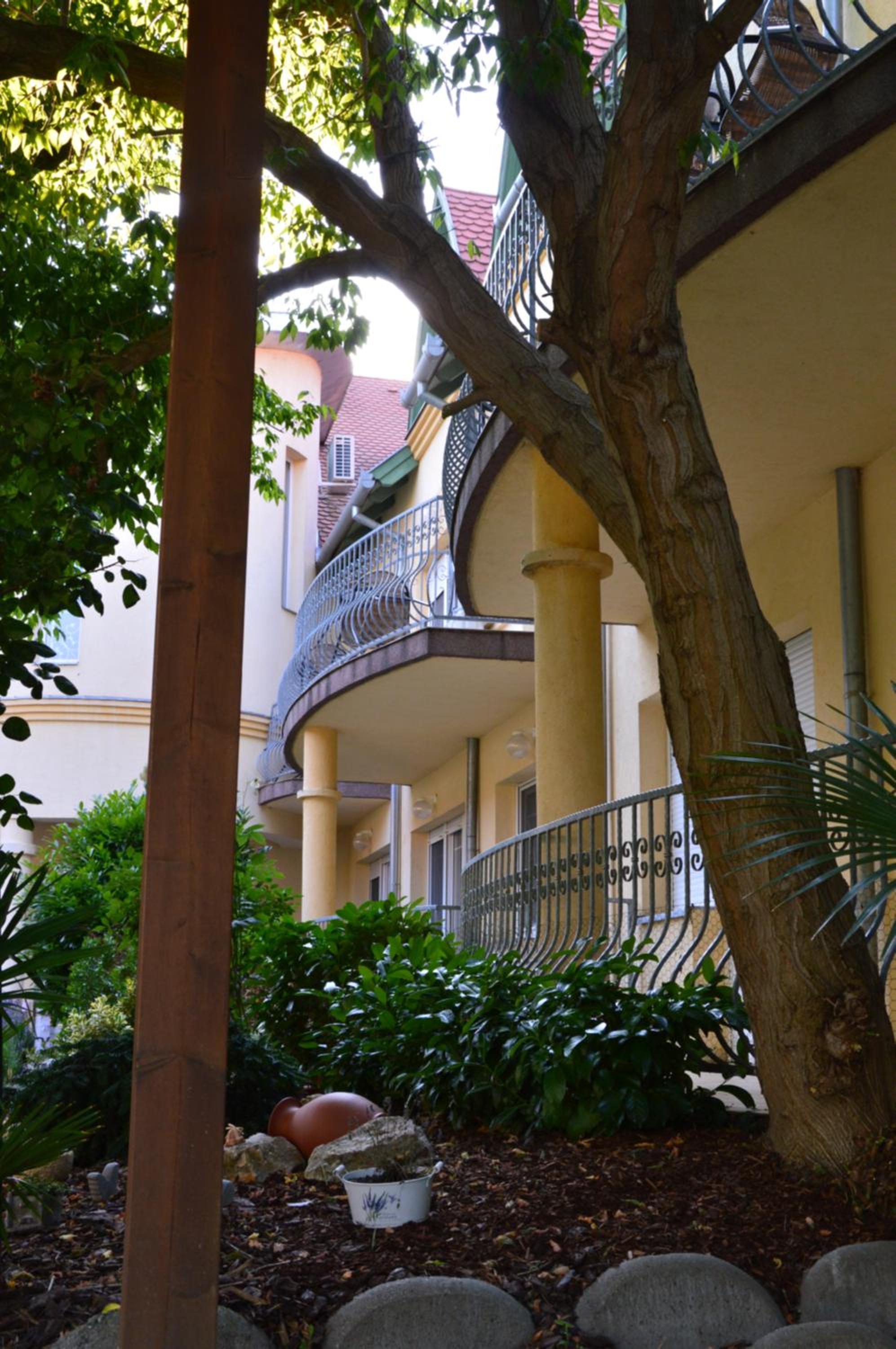 Double Room with Balcony photo 2
