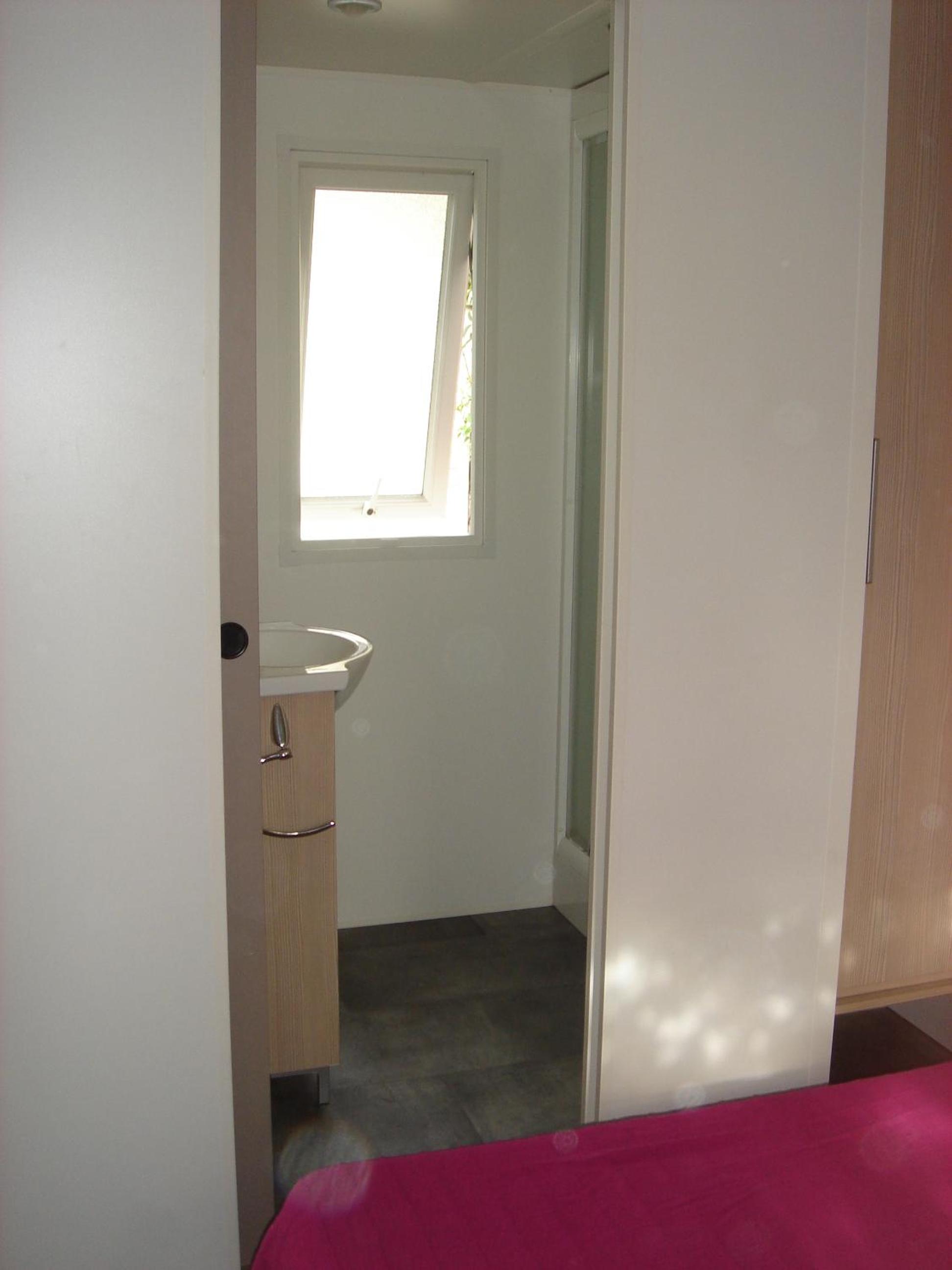 One-Bedroom Mobile Home (2 Adults)