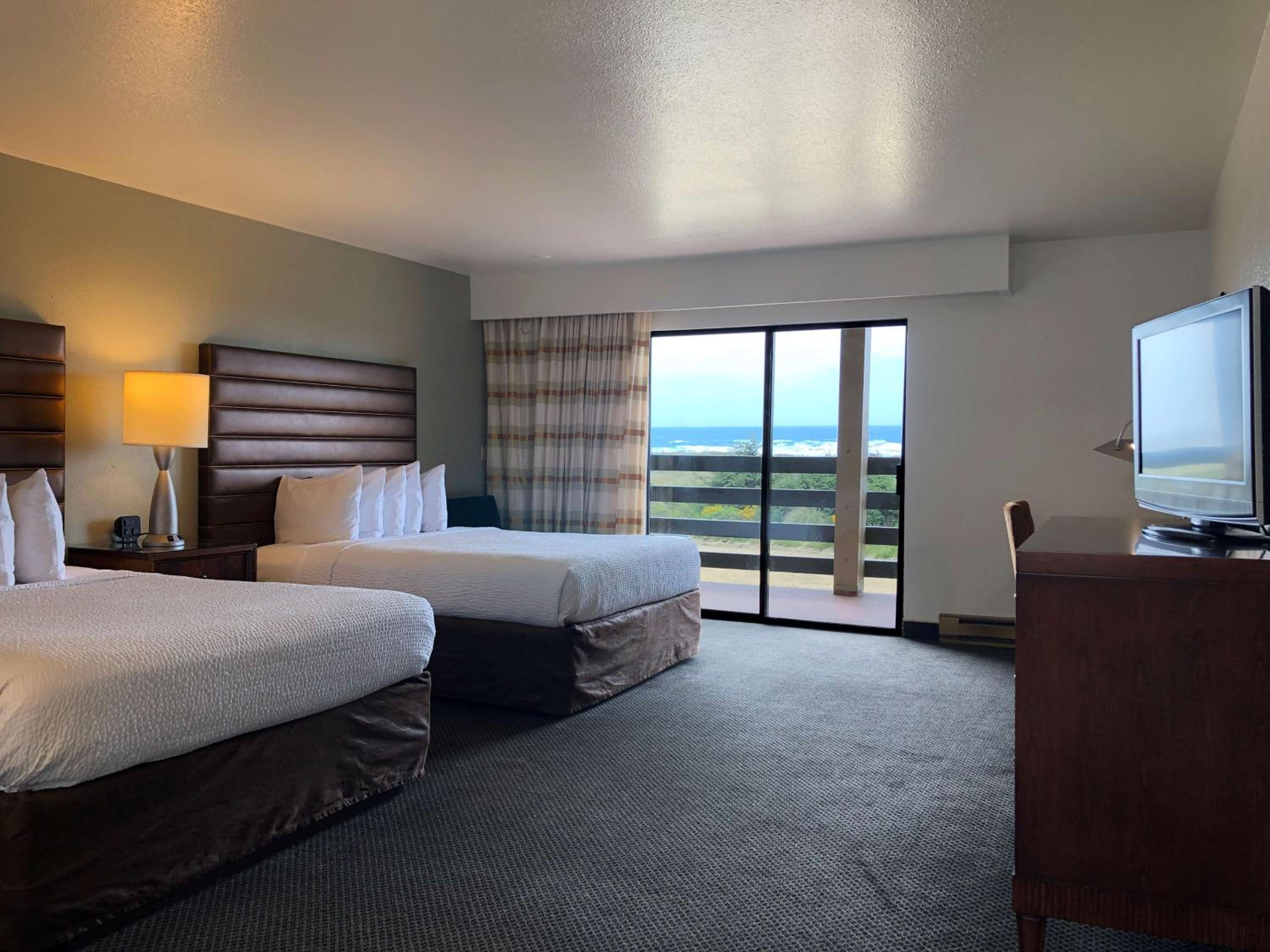 Queen Room with Two Queen Beds and Balcony - Ocean View/Third Level
