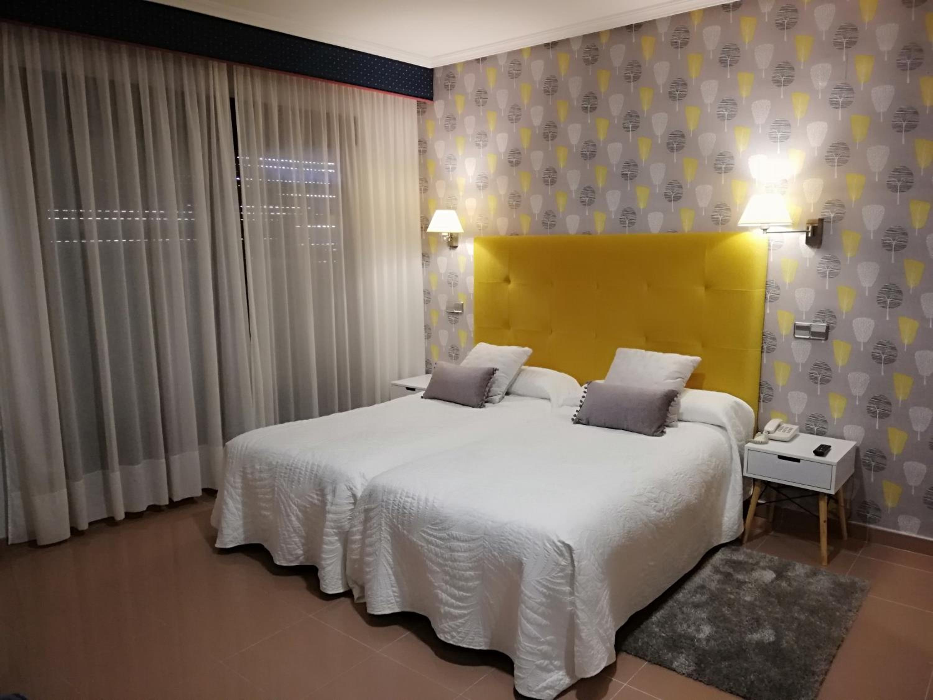 Double or Twin Room photo 2