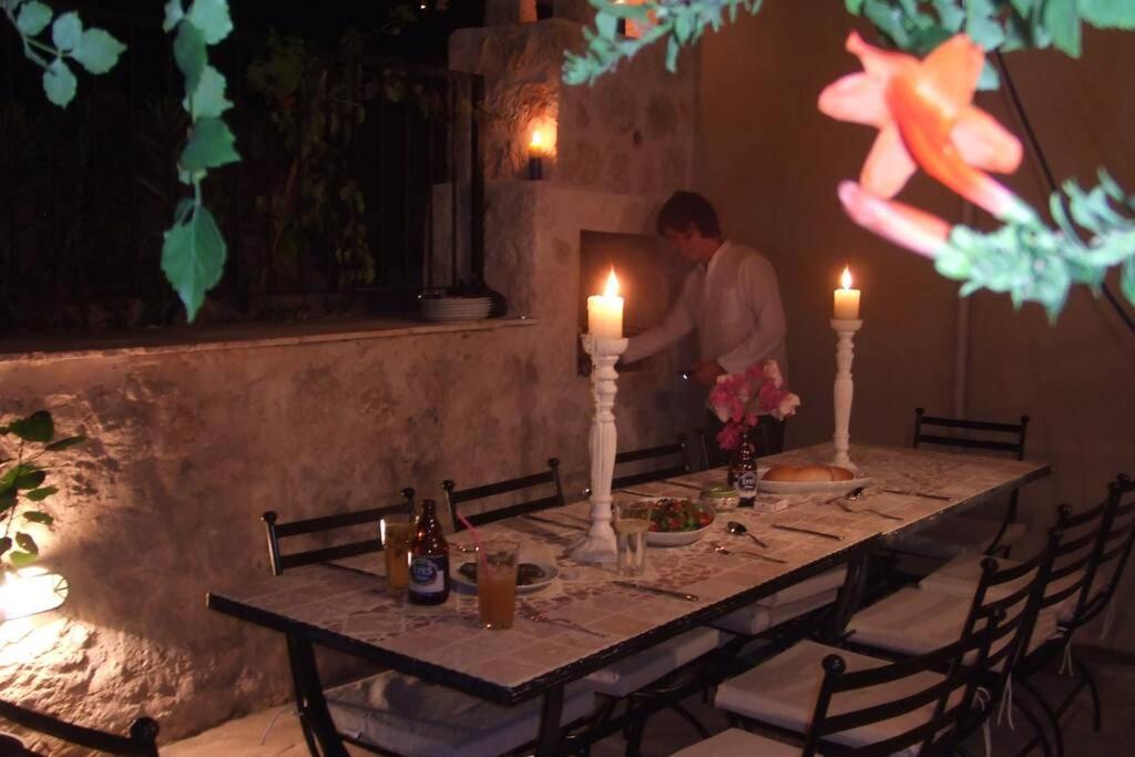 Villa with Sea View - Photo 22
