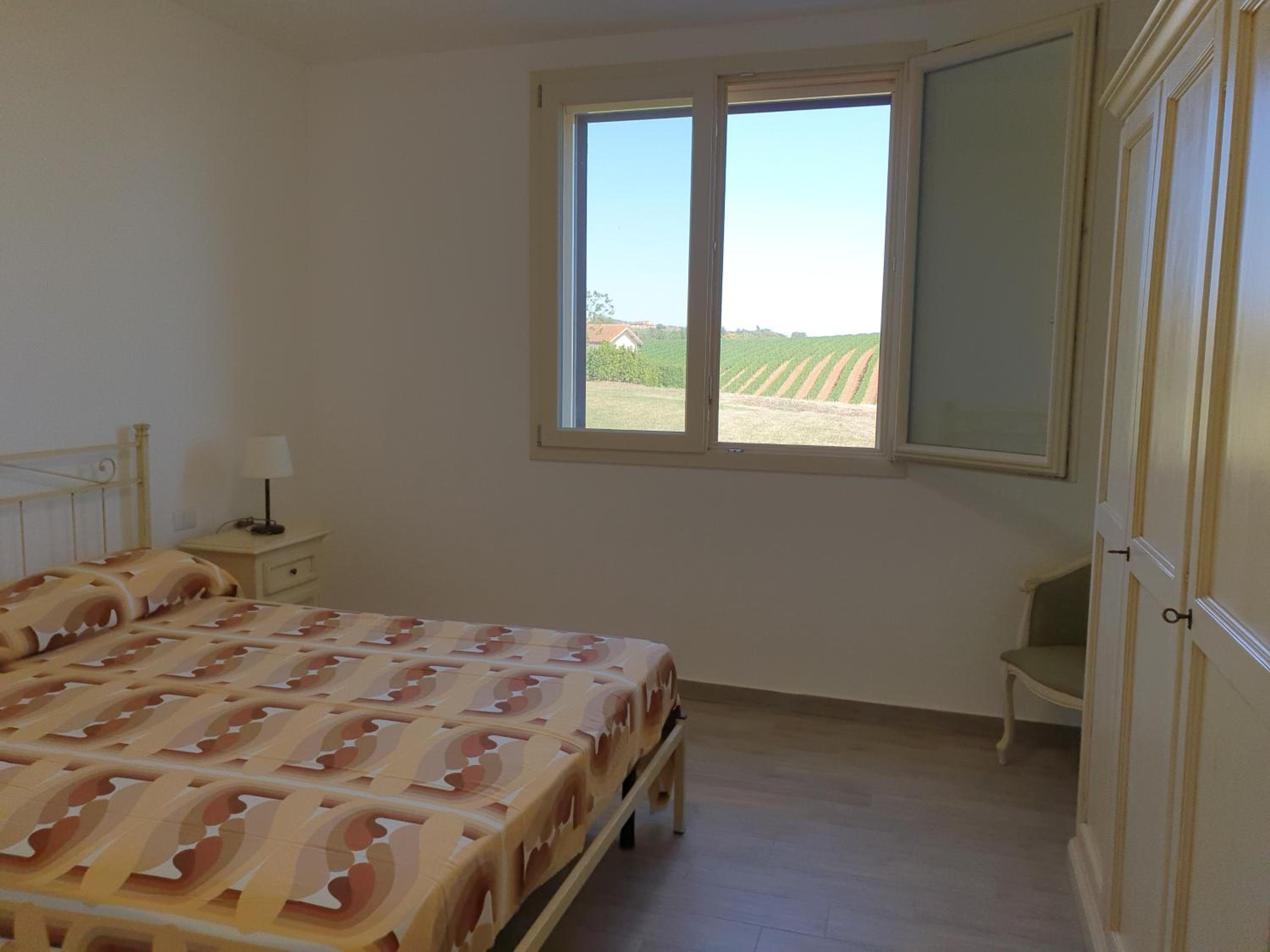 Apartment with Garden View