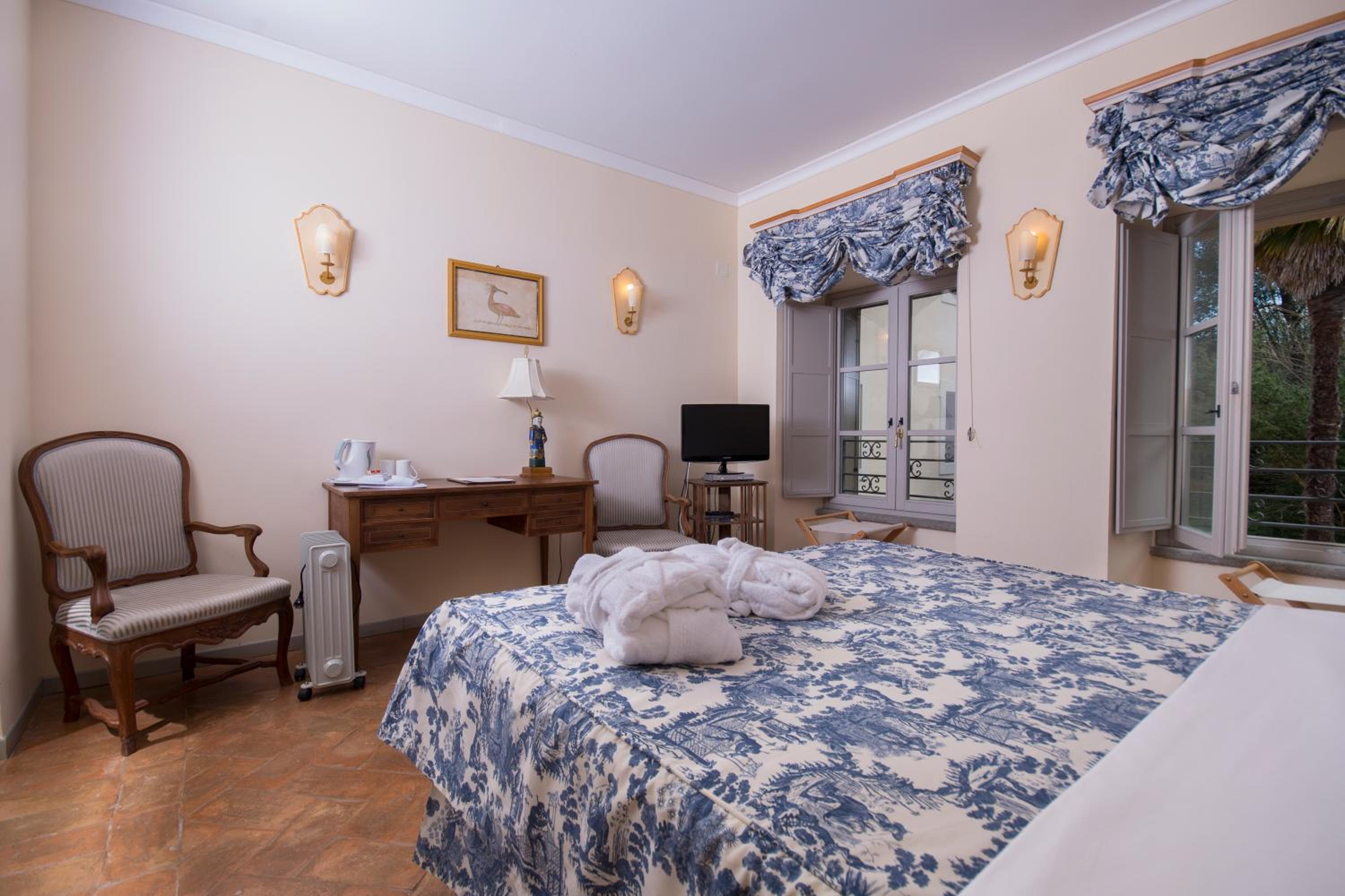 Standard Double Room with Spa Access  - Photo 1