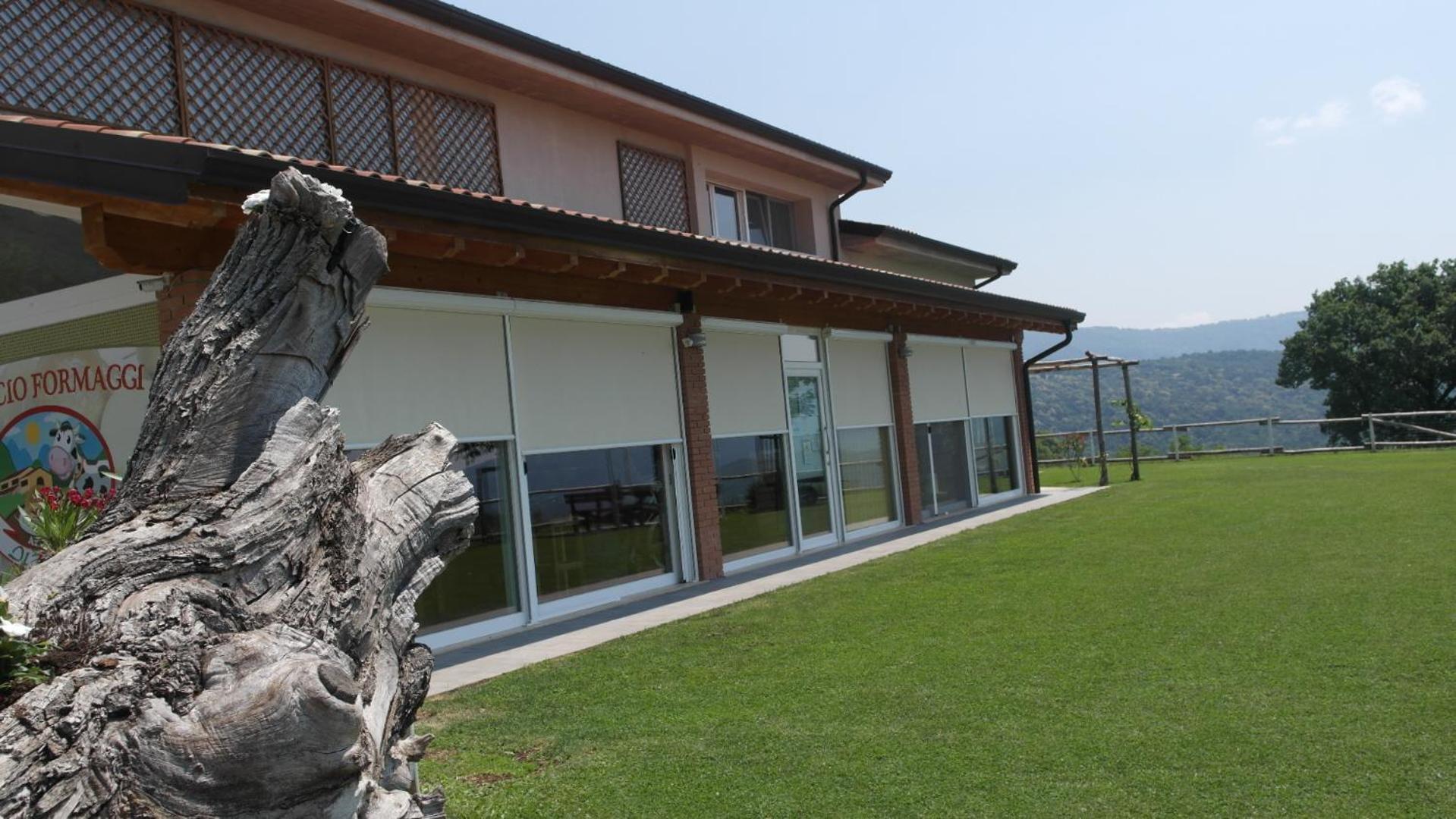 Apartment with Lake View photo 3