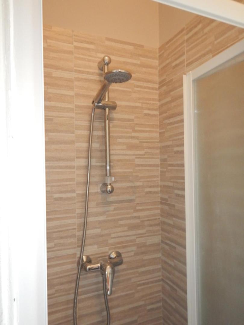 Apartment - Ground Floor photo 2