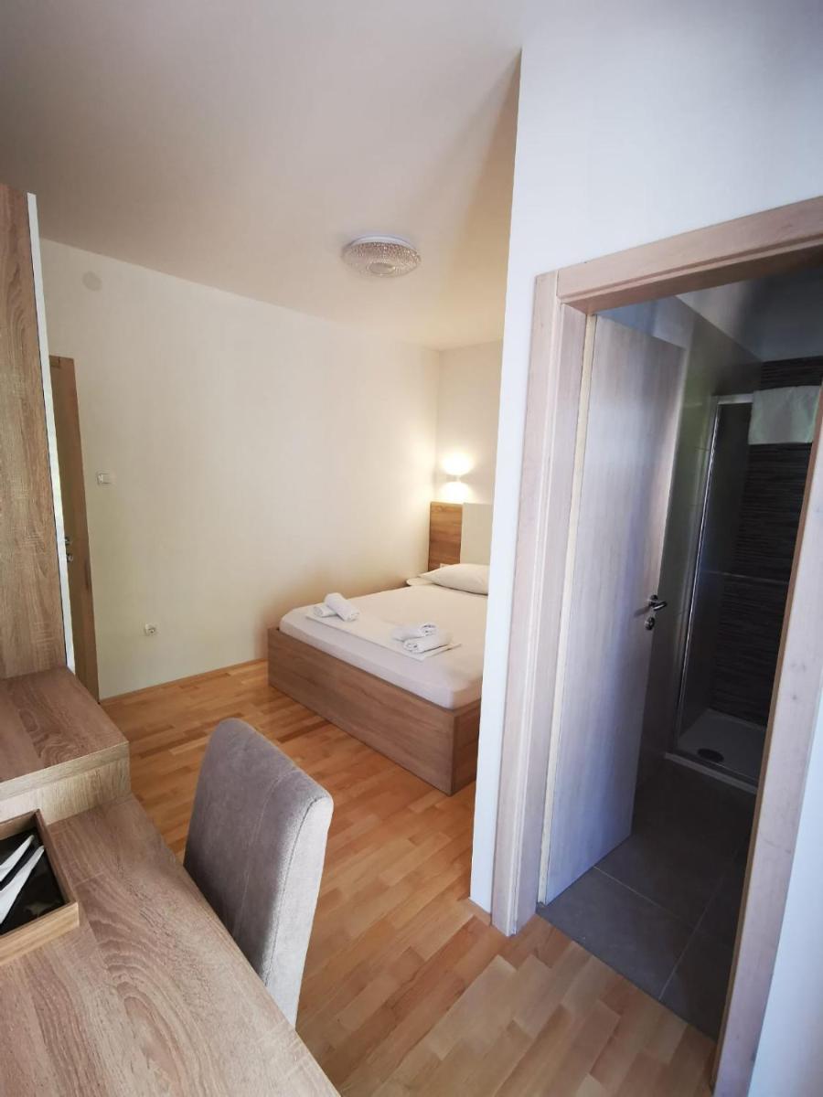 Double Room with Sea View photo 2