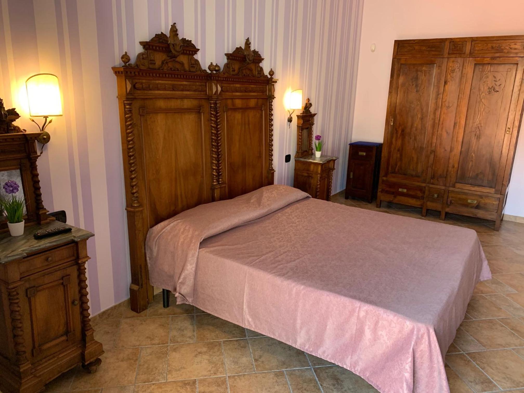 Superior King Room photo 1