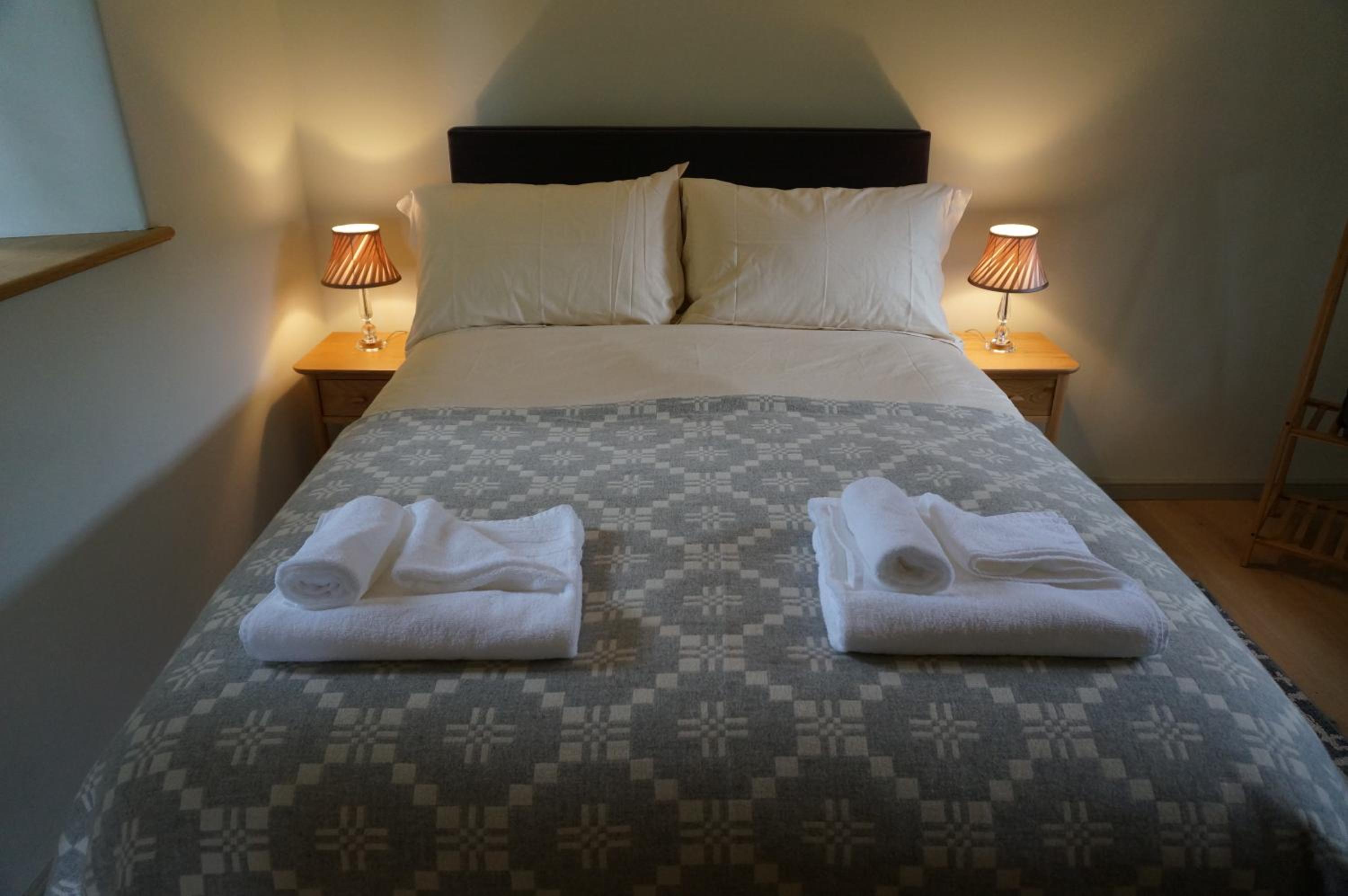 One-Bedroom Cottage - Photo 37