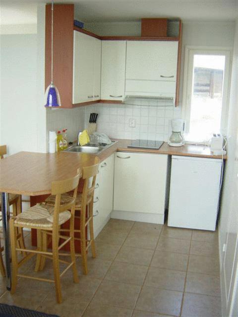 Two-Bedroom Cottage With Sauna photo 2