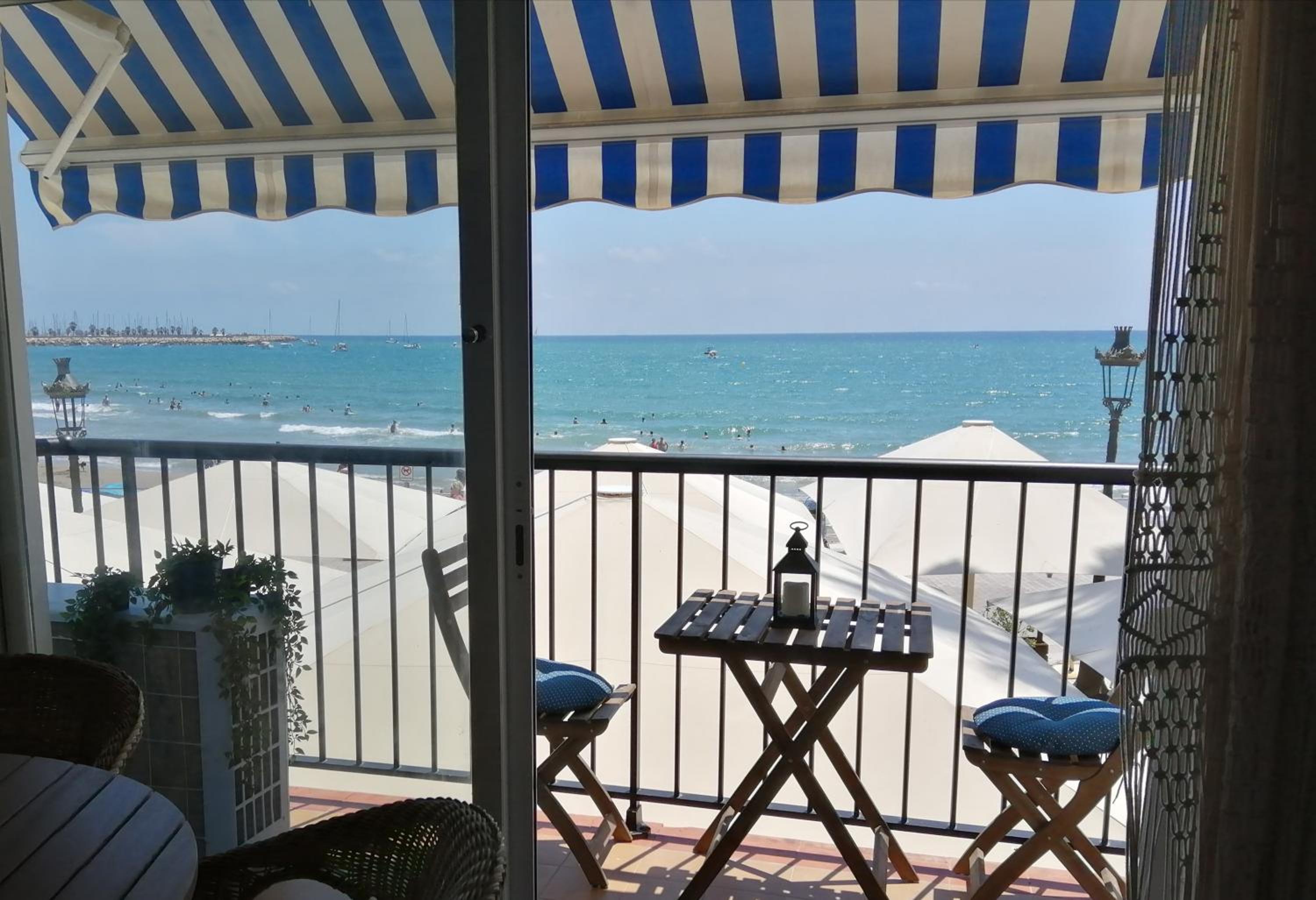 Apartment with Sea View - Photo 18