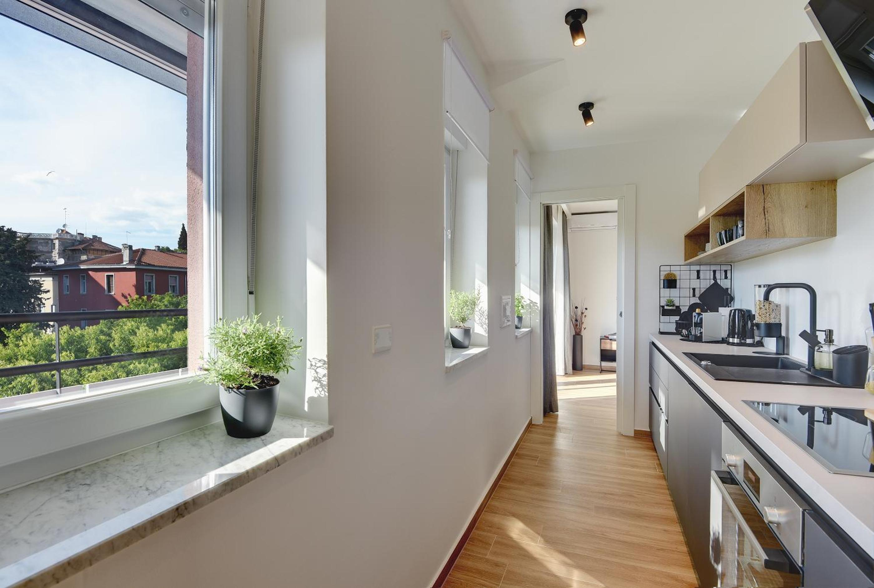 One-Bedroom Apartment - Photo 17