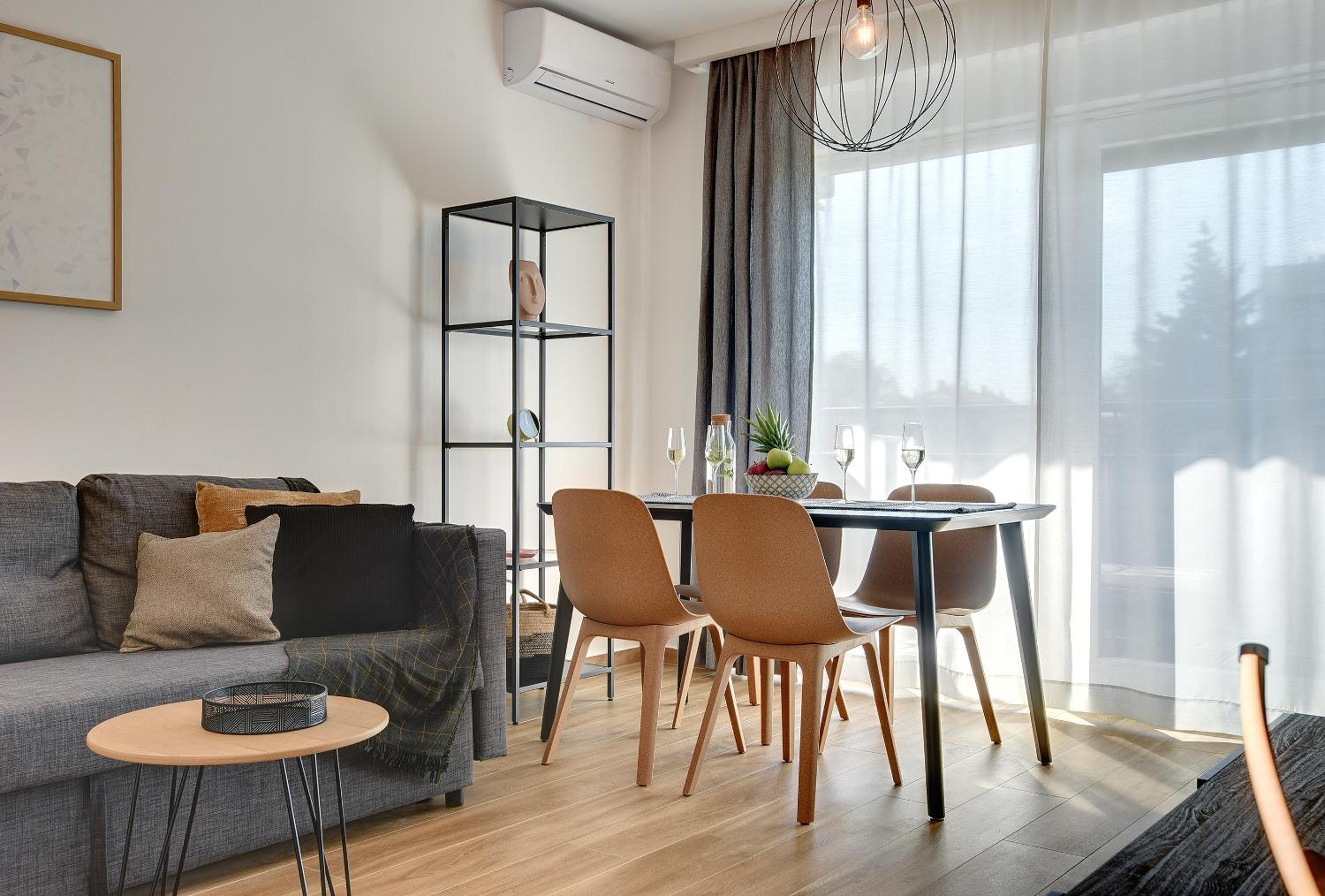 One-Bedroom Apartment - Photo 21