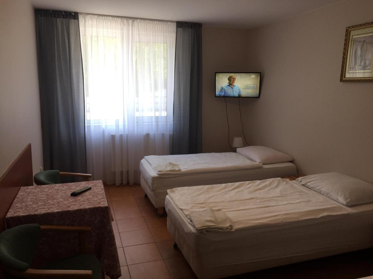 Double Room with Balcony - Photo 1