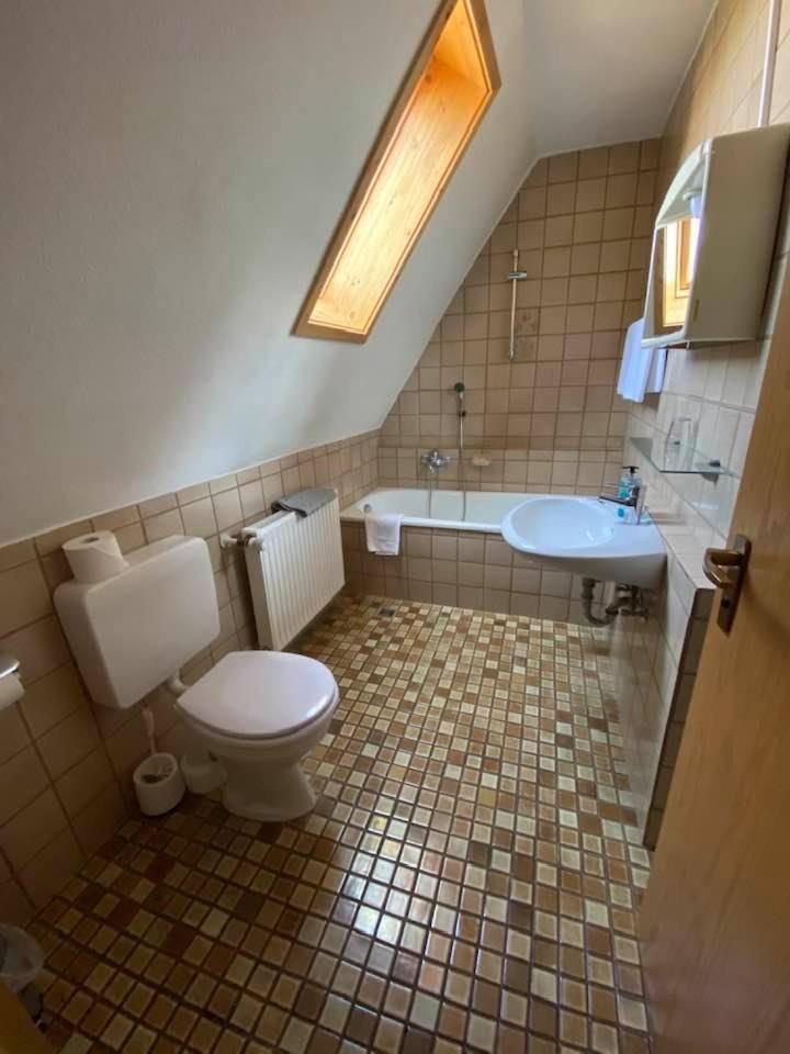 Double or Twin Room - Photo 2