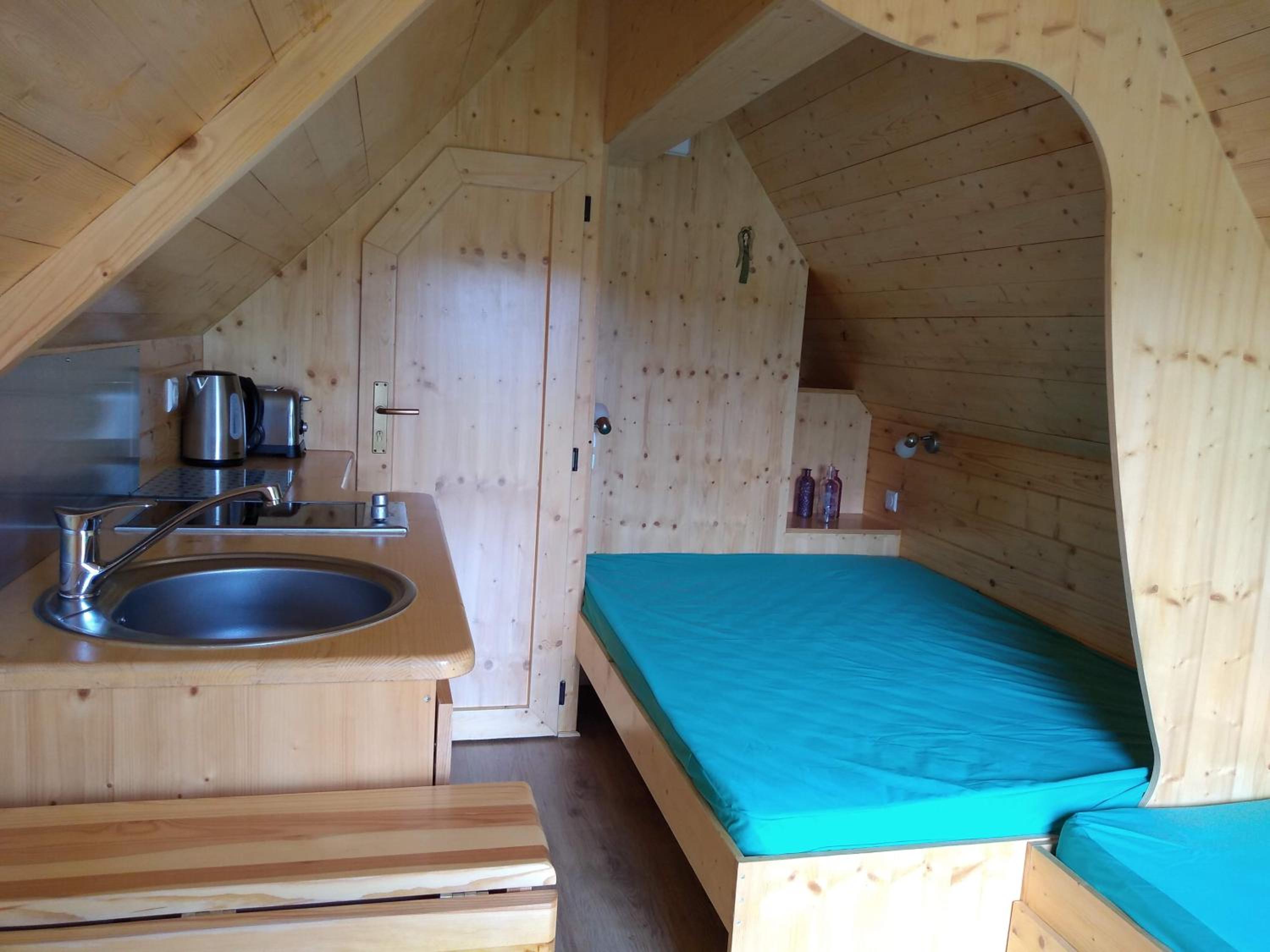 Pod 2 - Photo 6