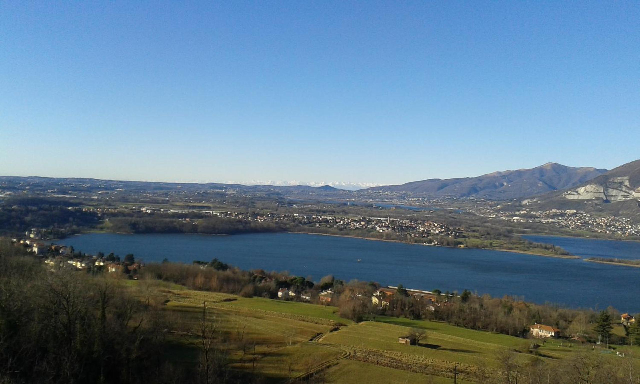 Double Room with Lake View photo 3
