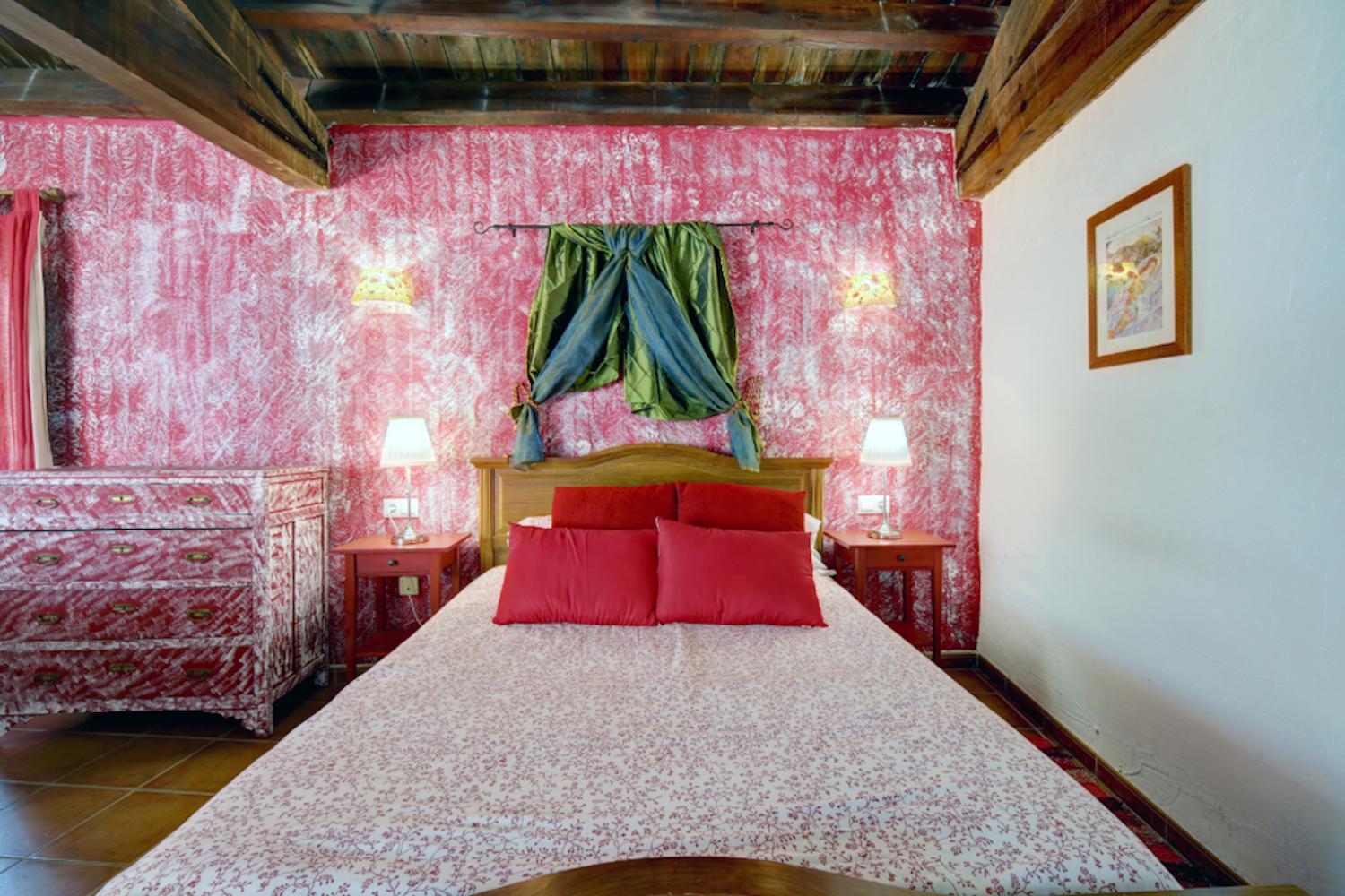 Suite - Photo 13
