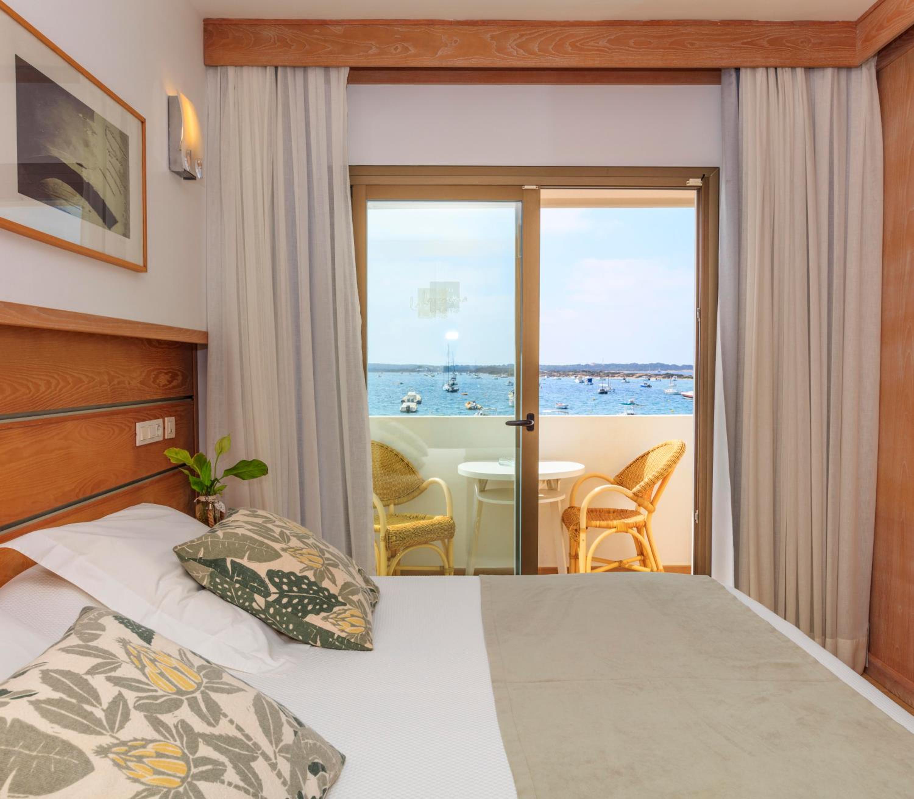 Double Room with Sea View photo 1