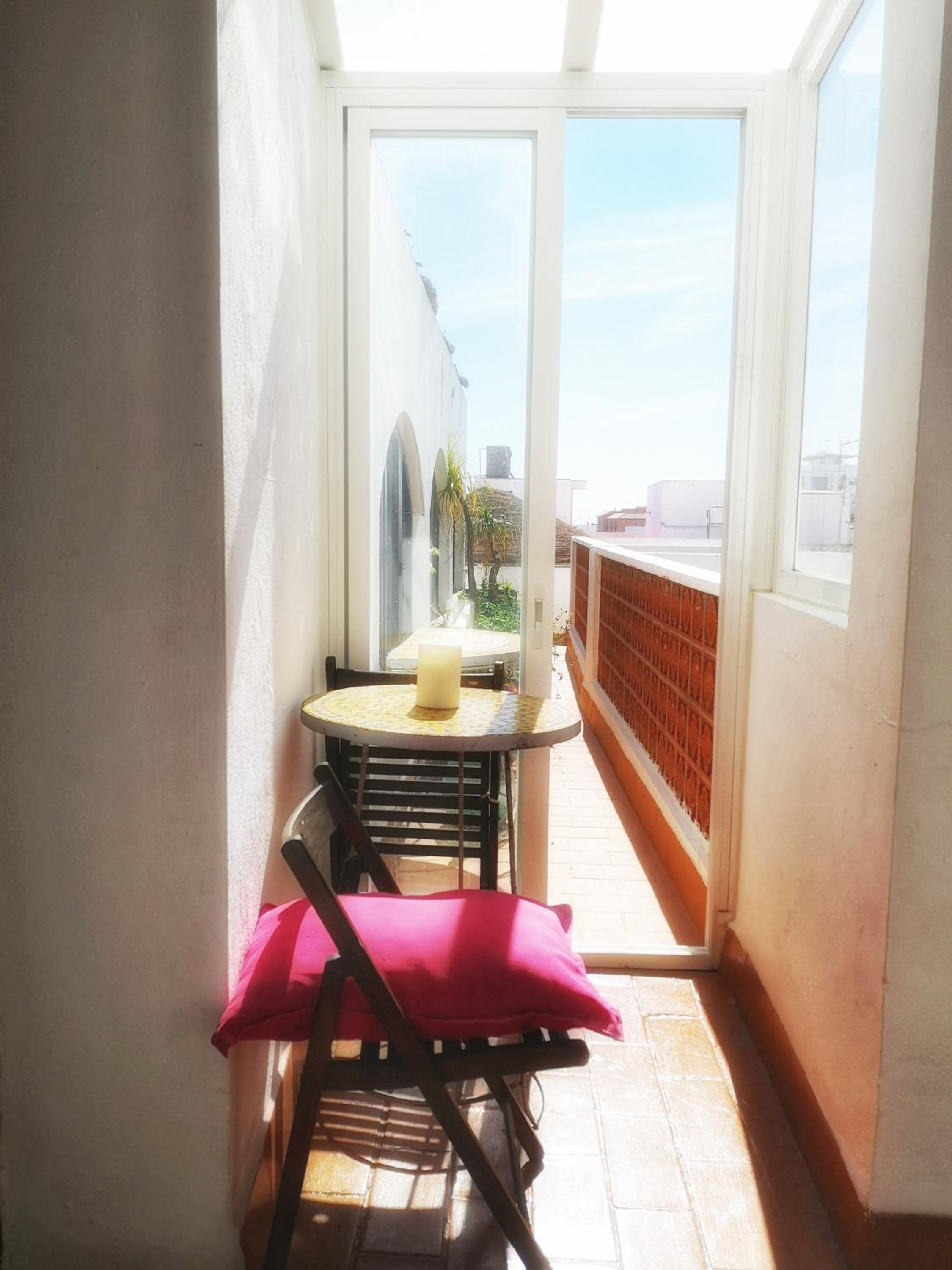 Studio Apartment - Photo 10