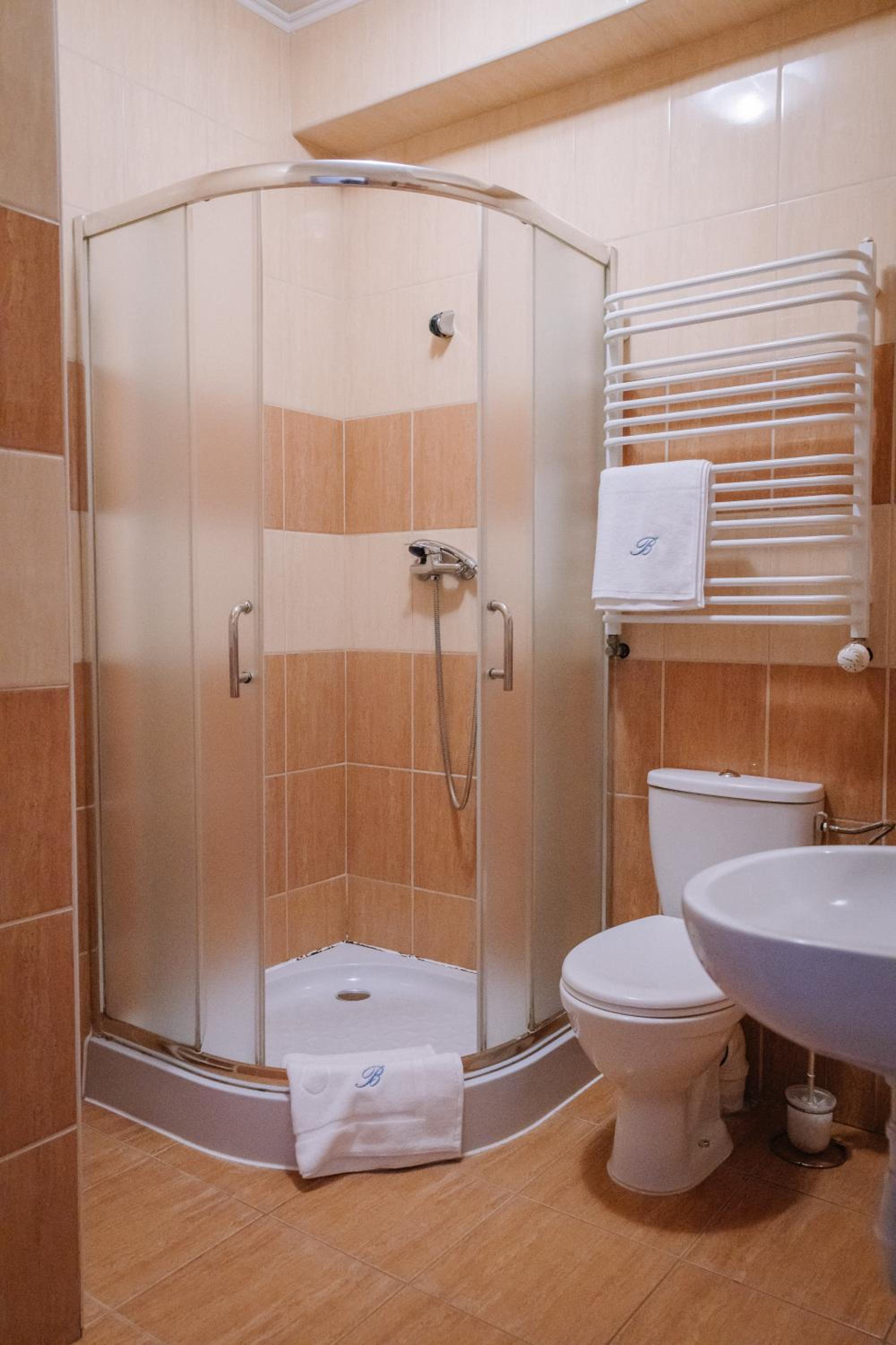 Triple Room - Photo 3