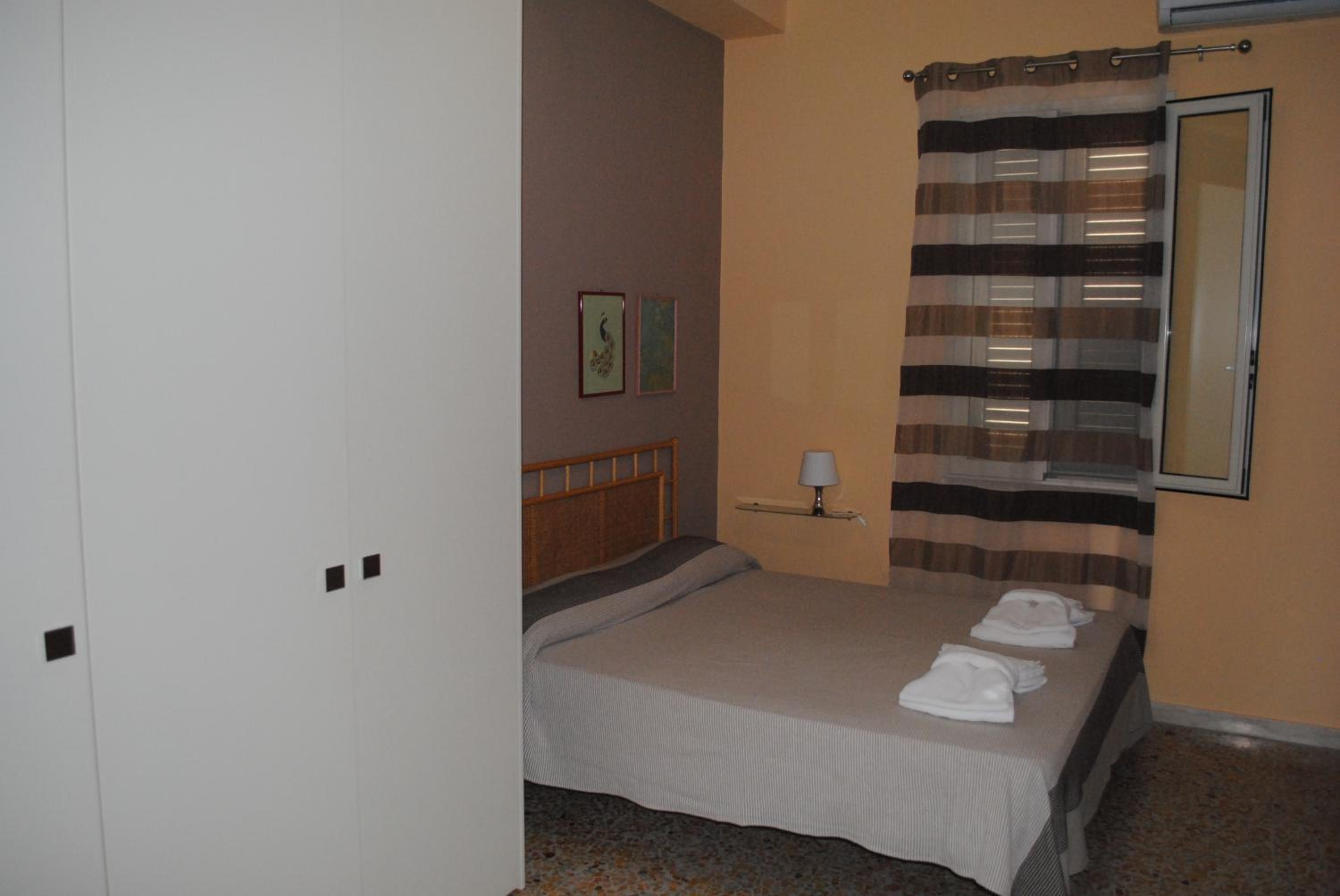 Double Room with Extra Bed photo 1