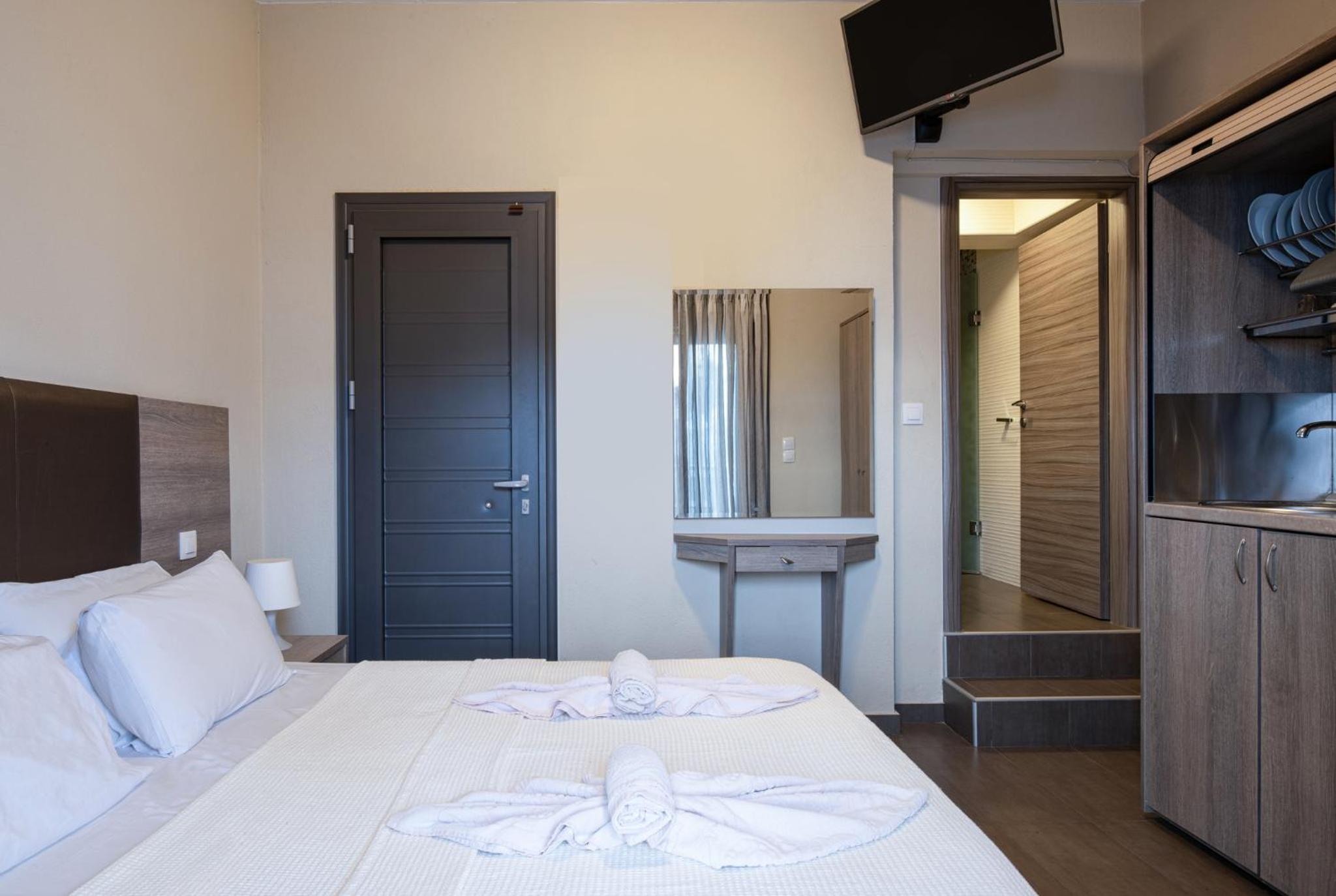 Double Room with Balcony and Sea View