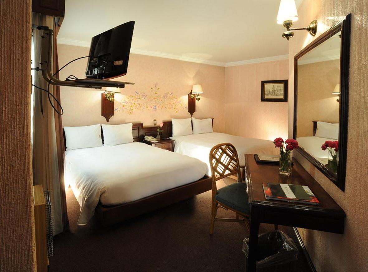 Twin Room photo 1