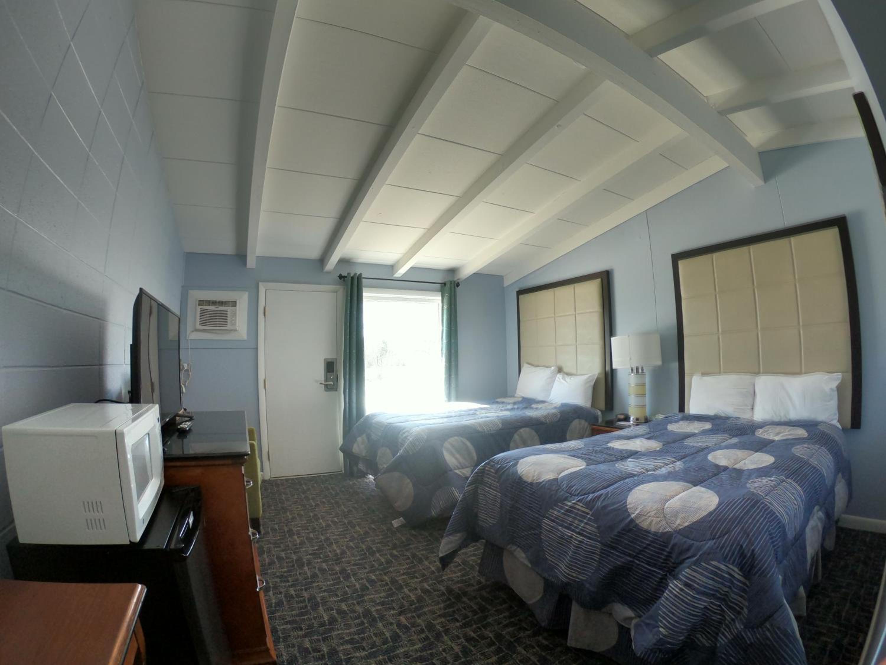Regular Room with River View - Photo 3