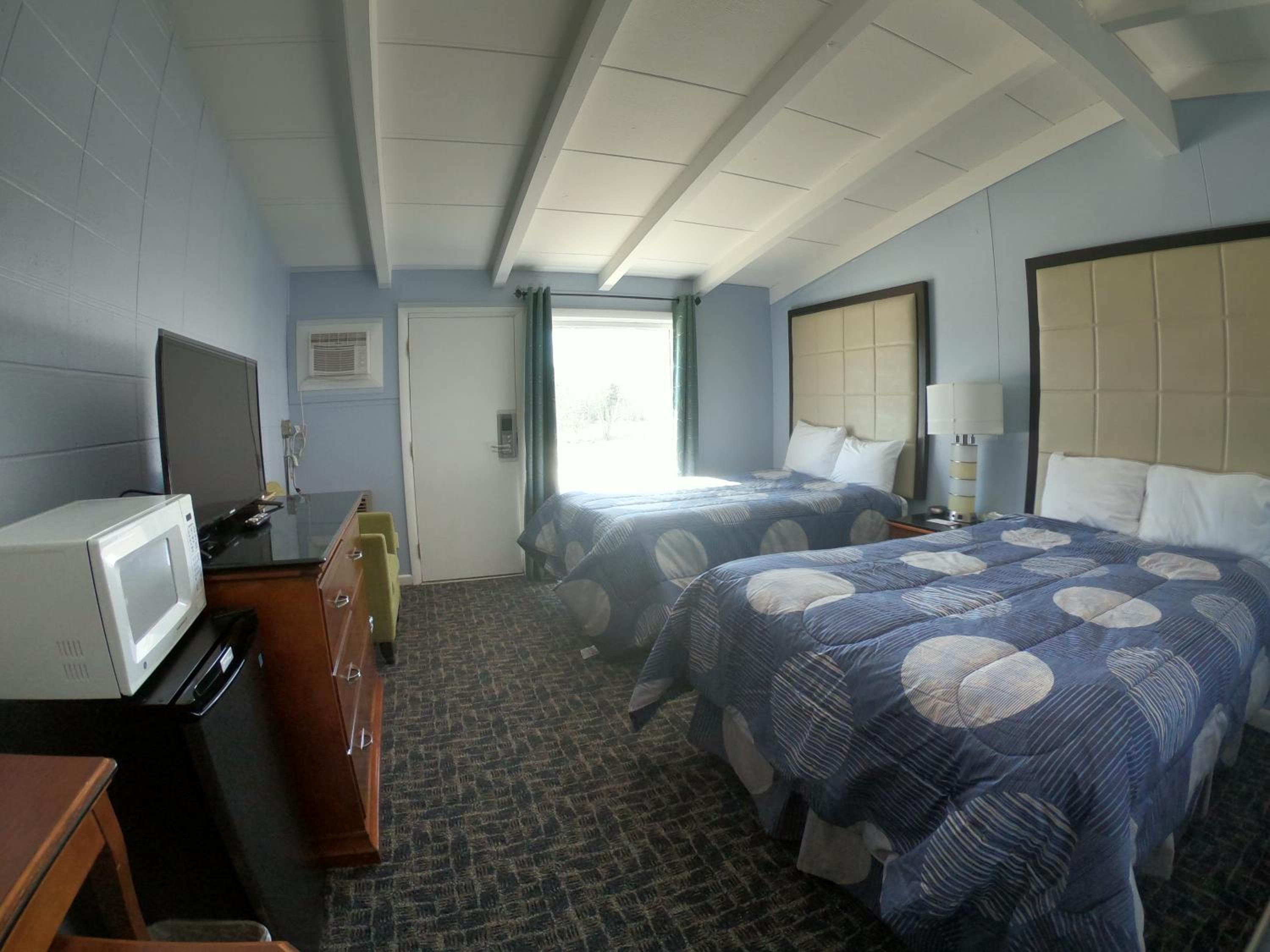 Regular Room with River View - Photo 5