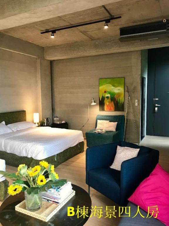 Quadruple Room with Balcony - Photo 1