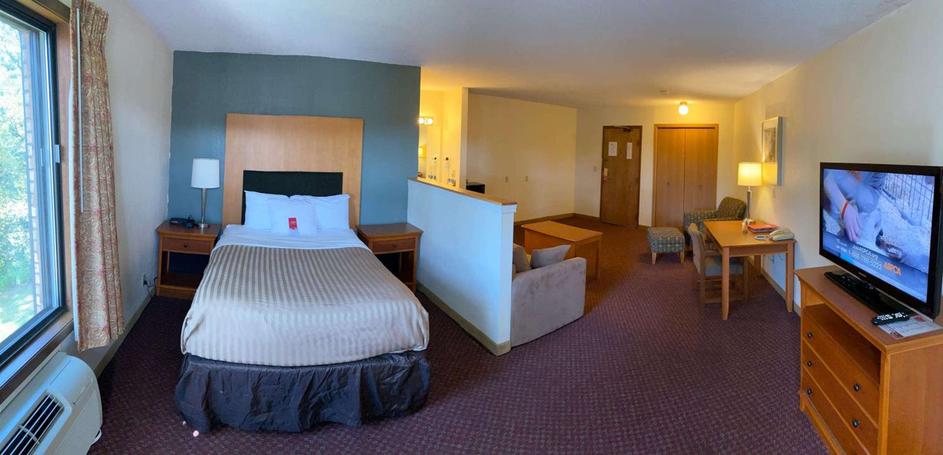 Queen Suite