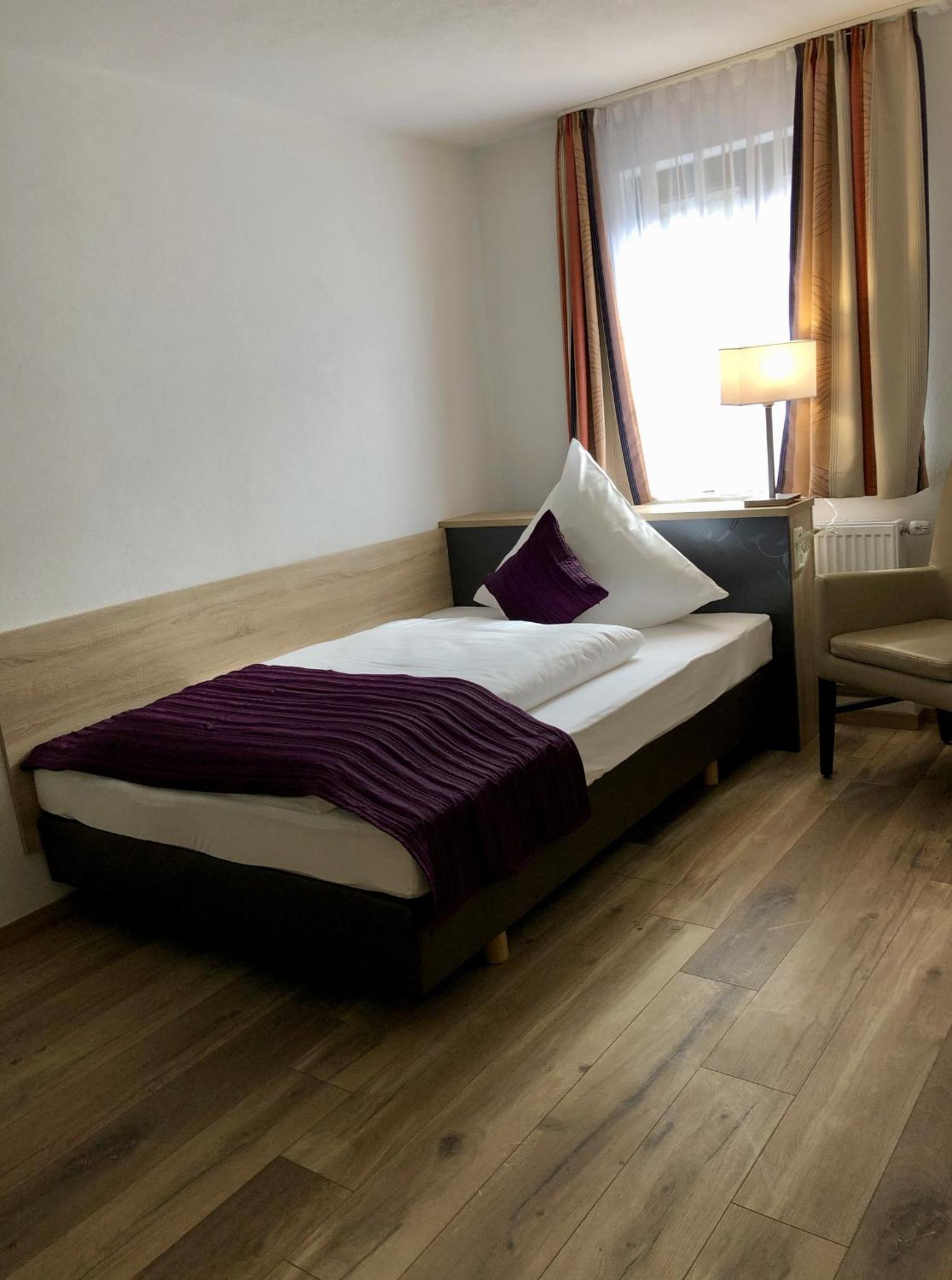 Single Room photo 1