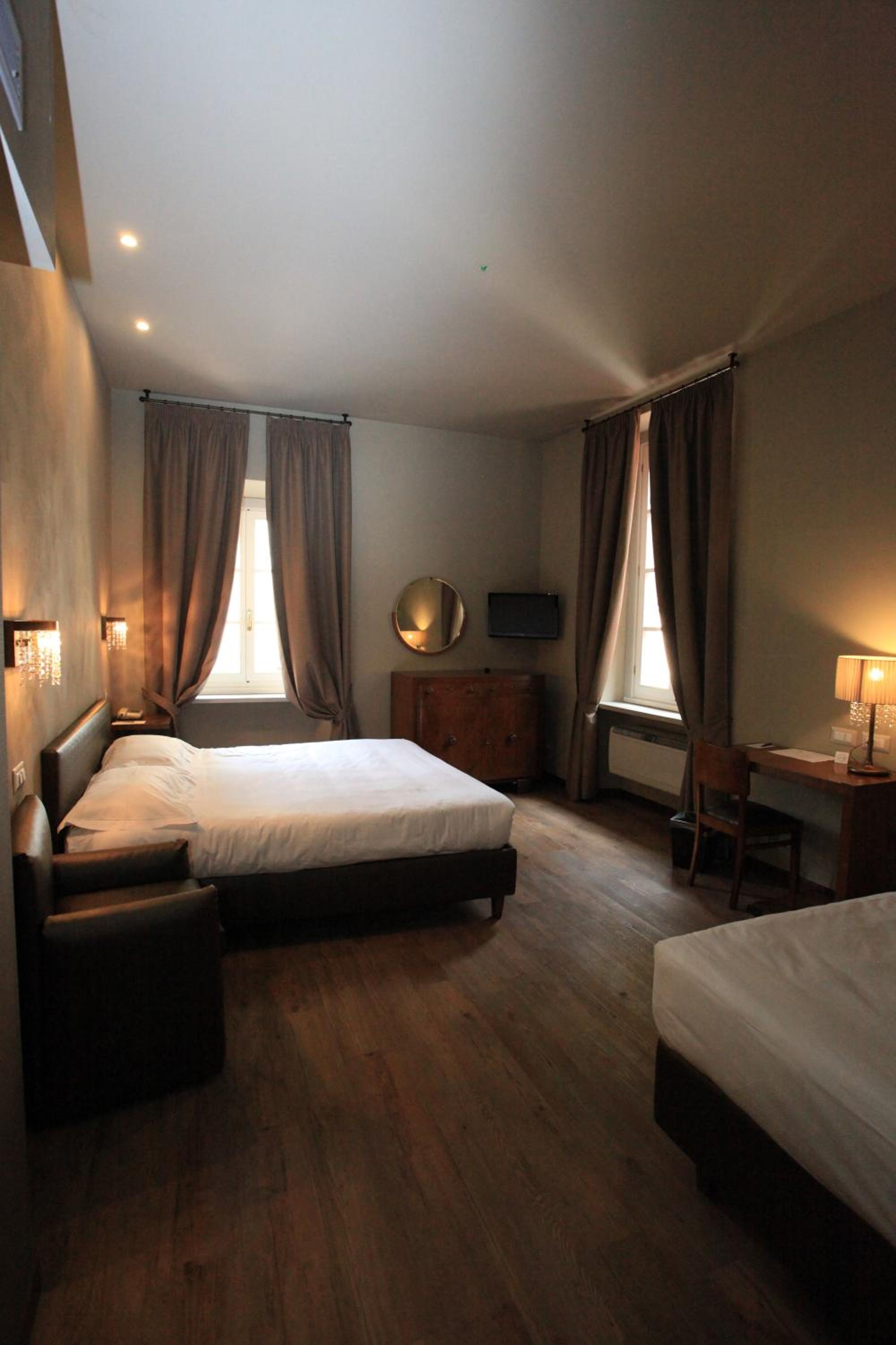 Classic Double Room  - Photo 3