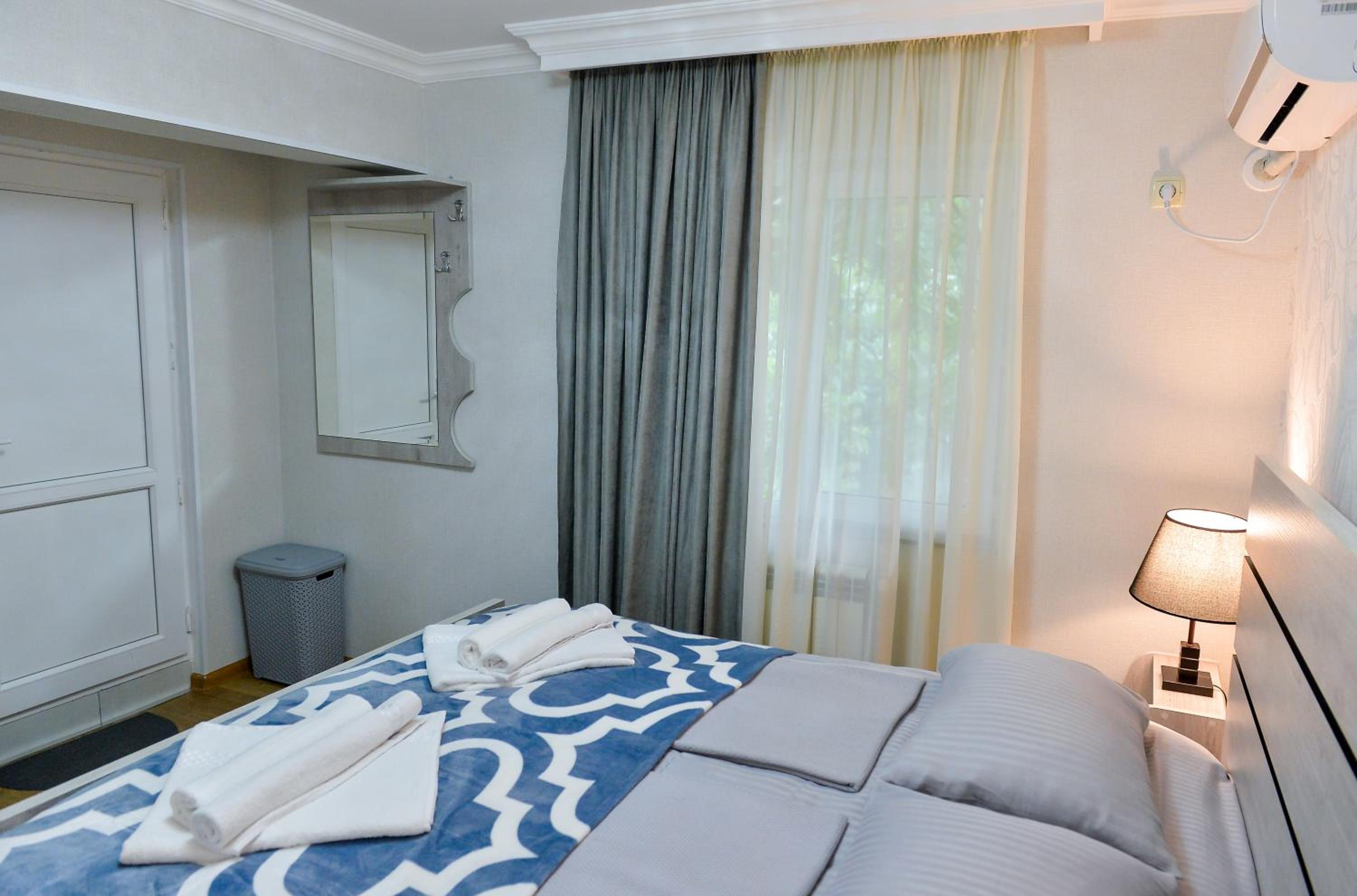 Double Room with Private Bathroom photo 3