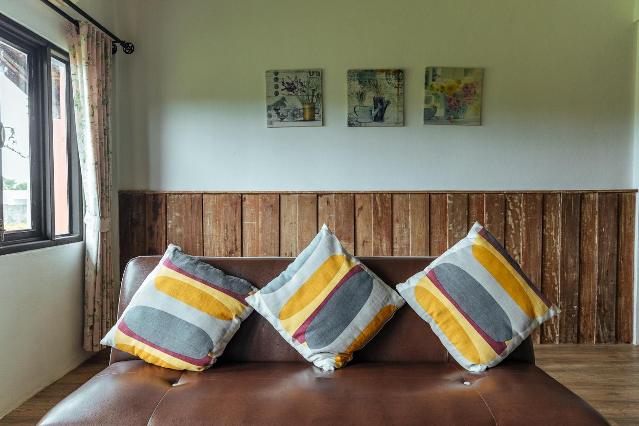 Suite - Photo 2